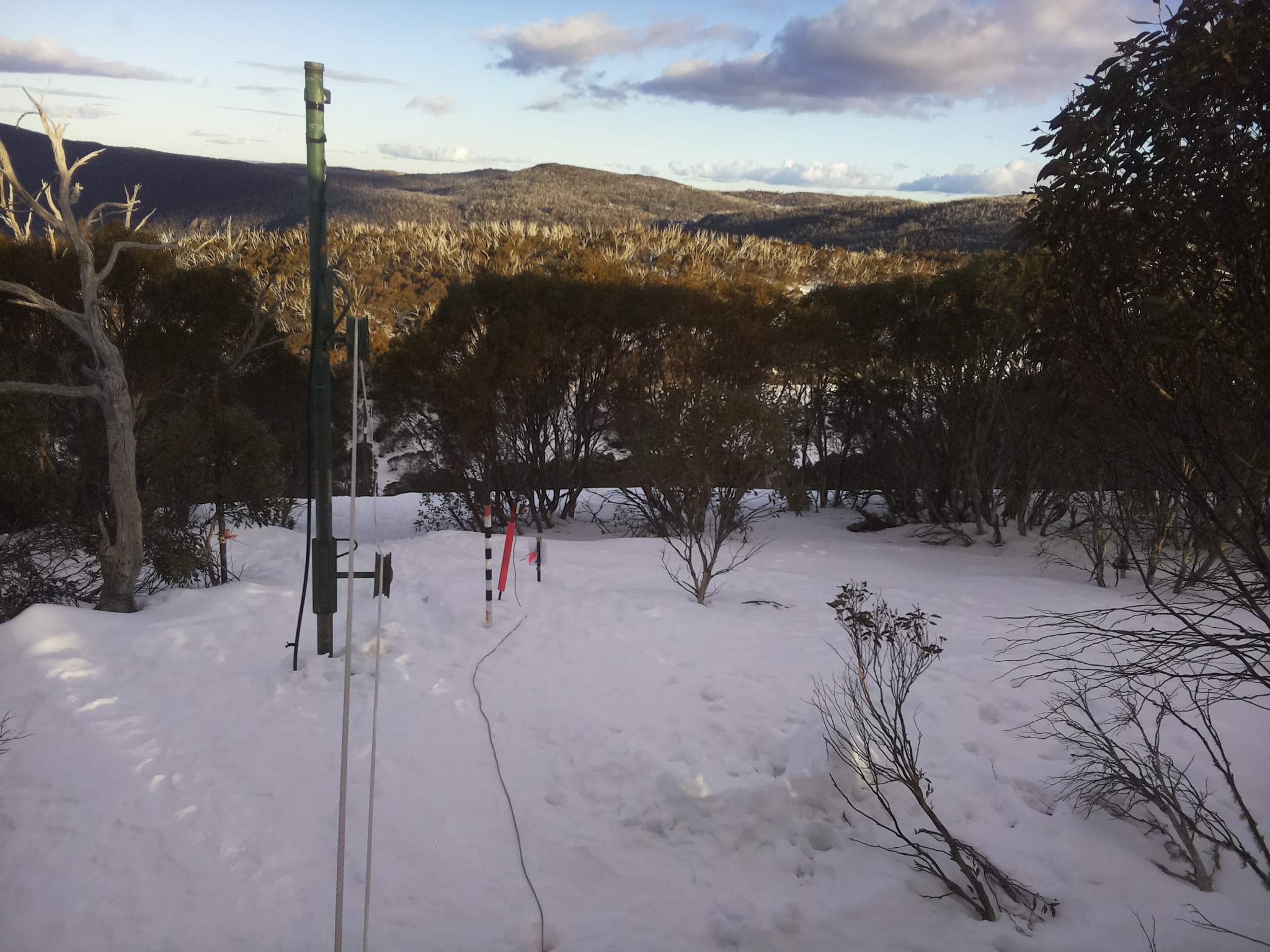 Bogong Web Cam 4:40pm Sunday 10th of August 2025