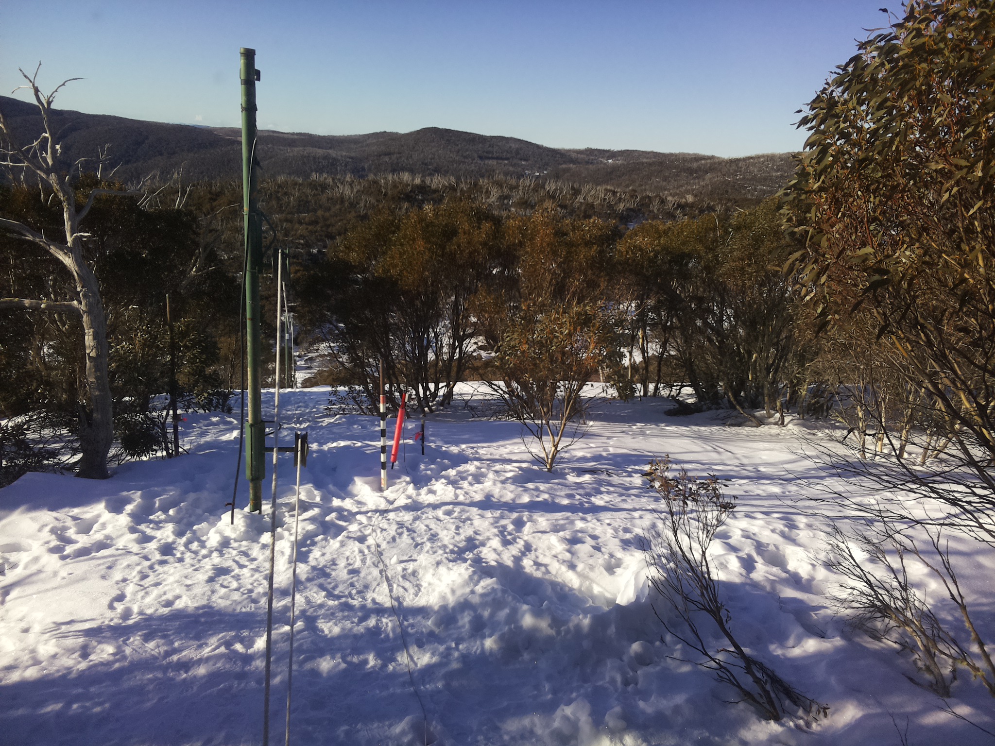 Bogong Web Cam 8:30am Monday 11th of August 2025