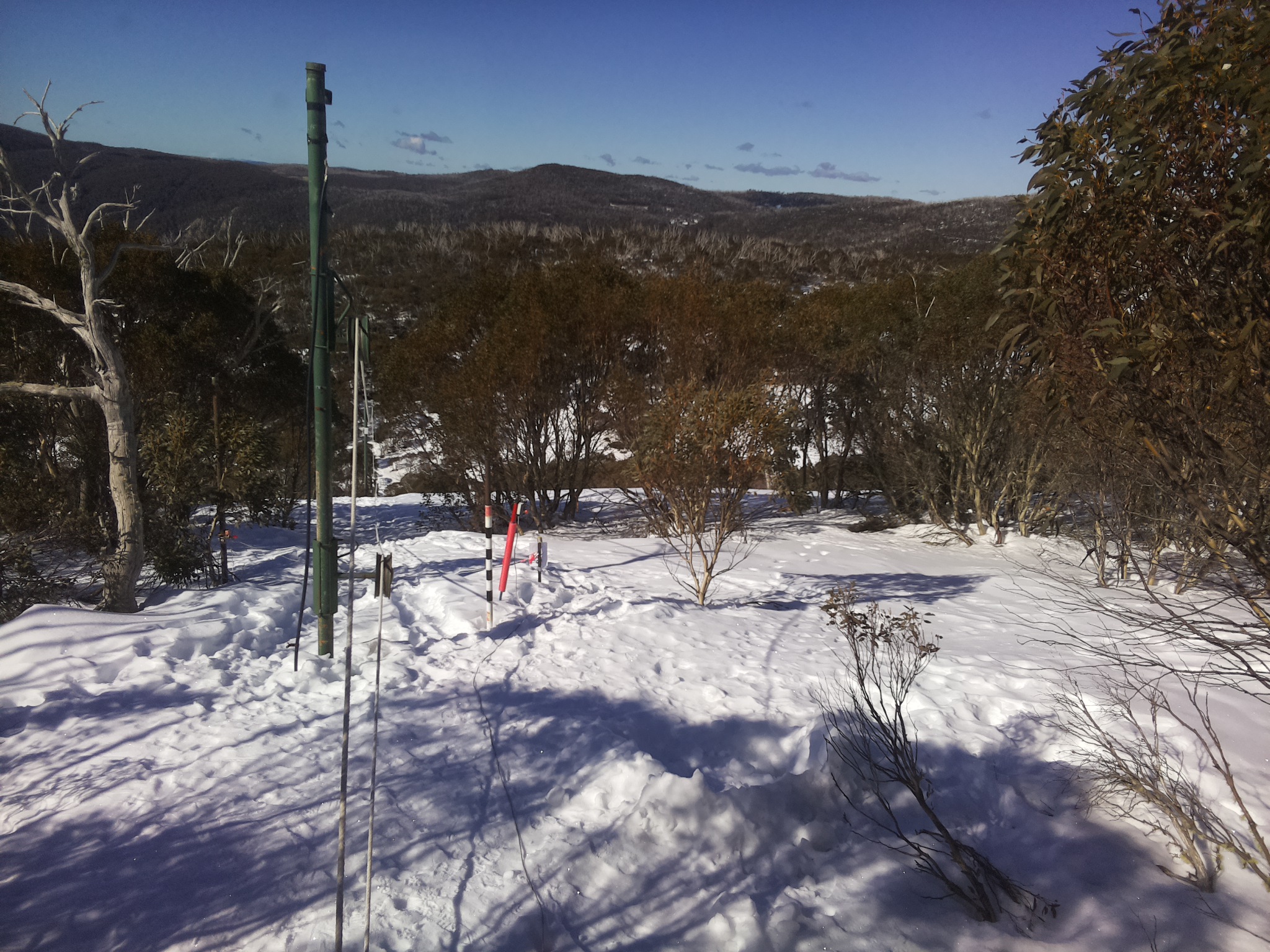 Bogong Web Cam 10:30am Monday 11th of August 2025