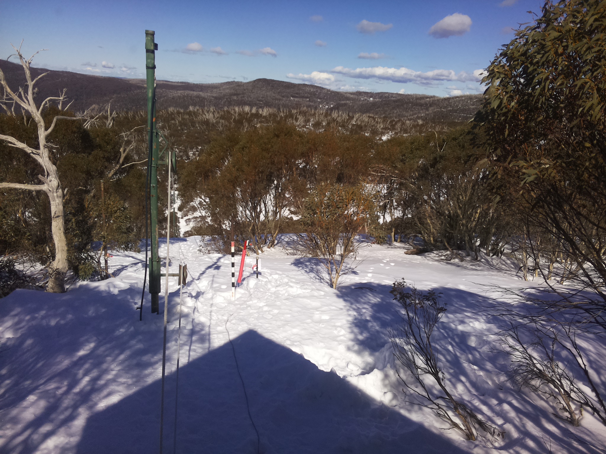 Bogong Web Cam 1:30pm Monday 11th of August 2025