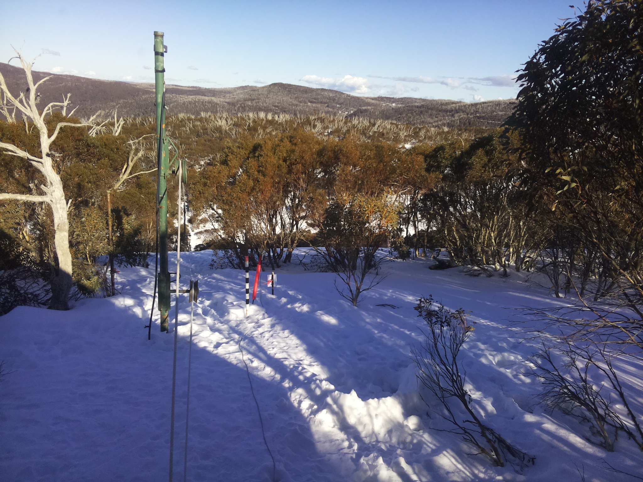 Bogong Web Cam 3:30pm Monday 11th of August 2025