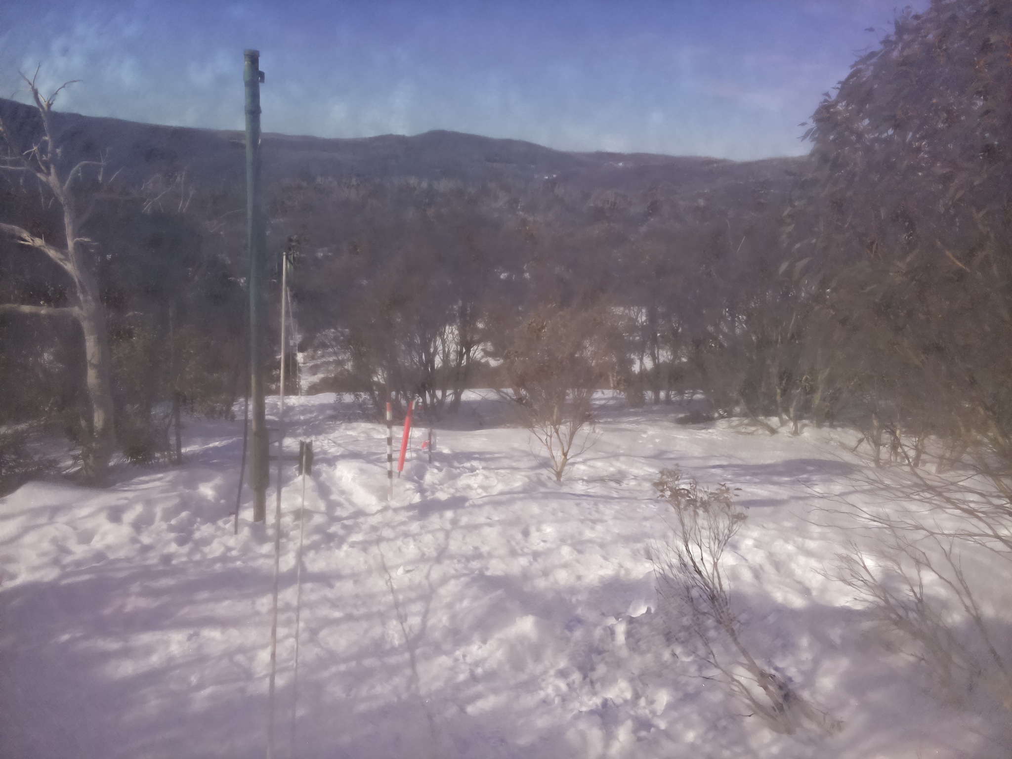 Bogong Web Cam 9:40am Tuesday 12th of August 2025