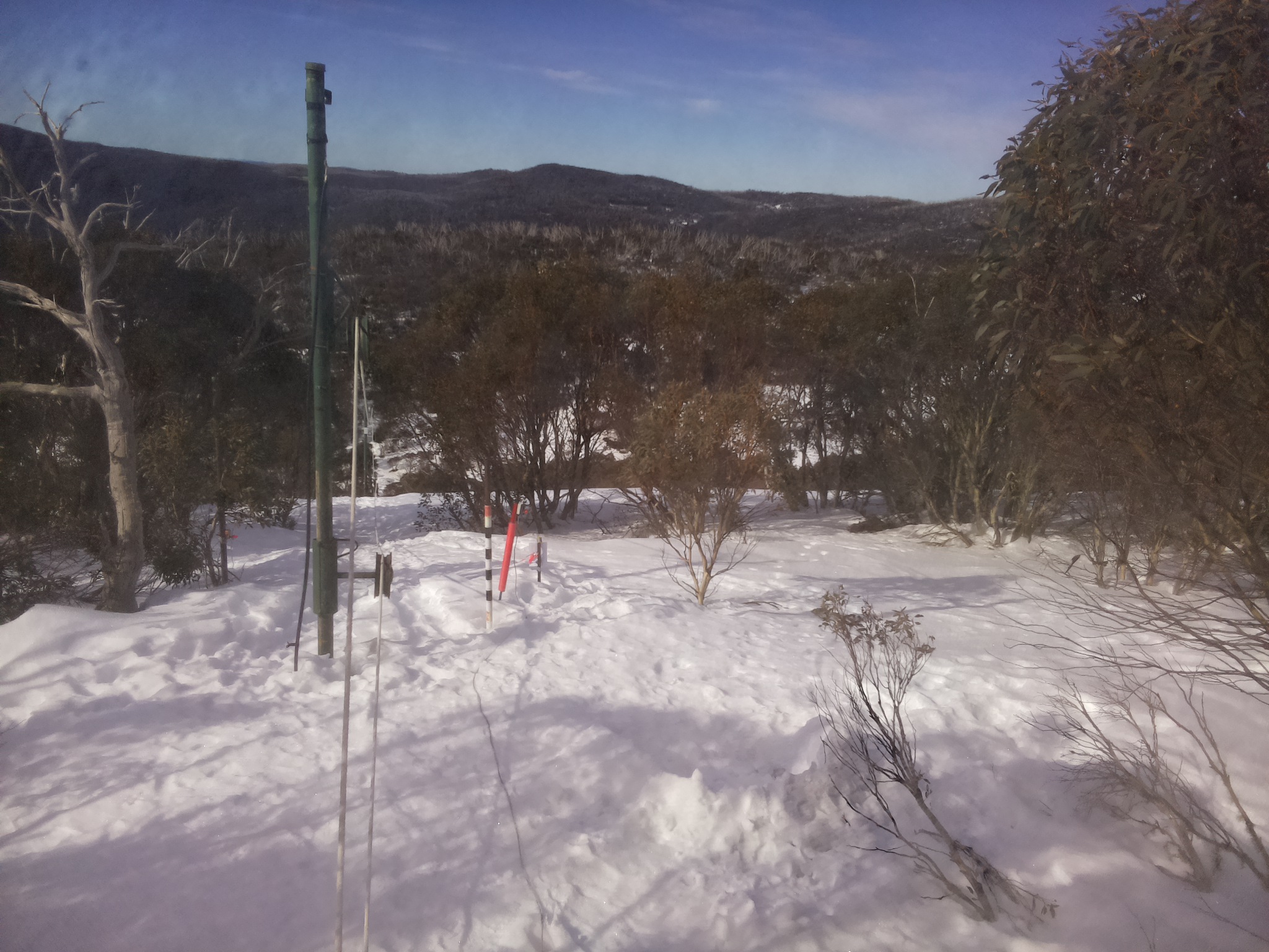 Bogong Web Cam 10:10am Tuesday 12th of August 2025