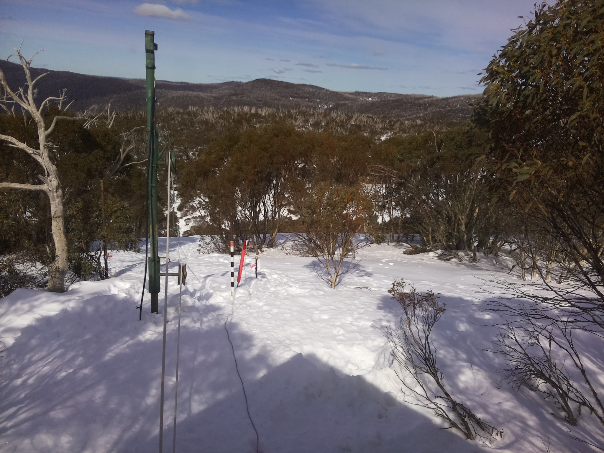 Bogong Web Cam 1:00pm Tuesday 12th of August 2025