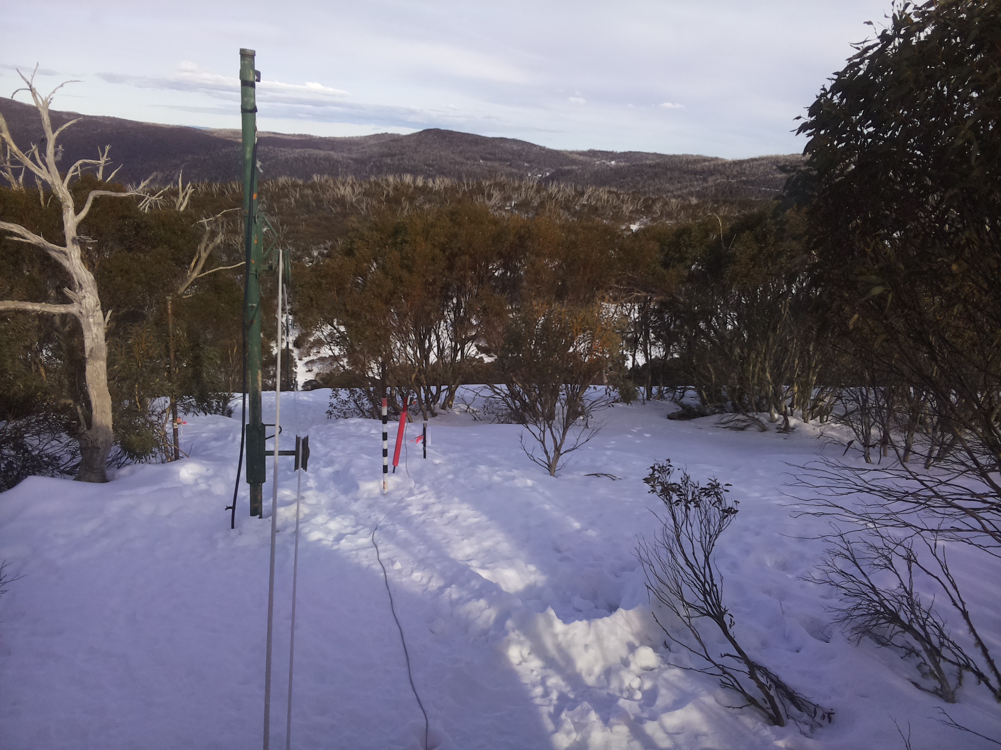 Bogong Web Cam 3:20pm Tuesday 12th of August 2025