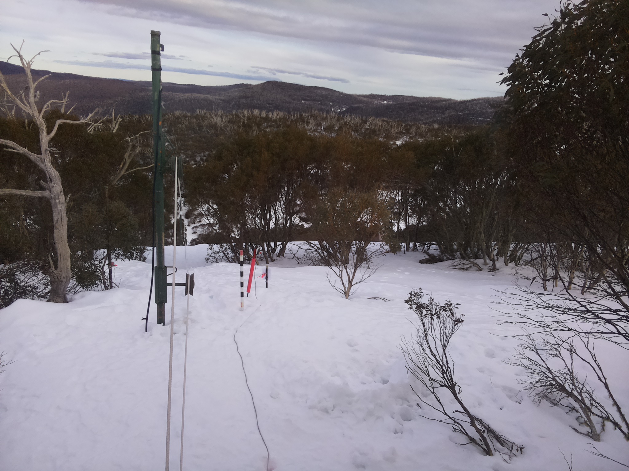 Bogong Web Cam 4:20pm Tuesday 12th of August 2025