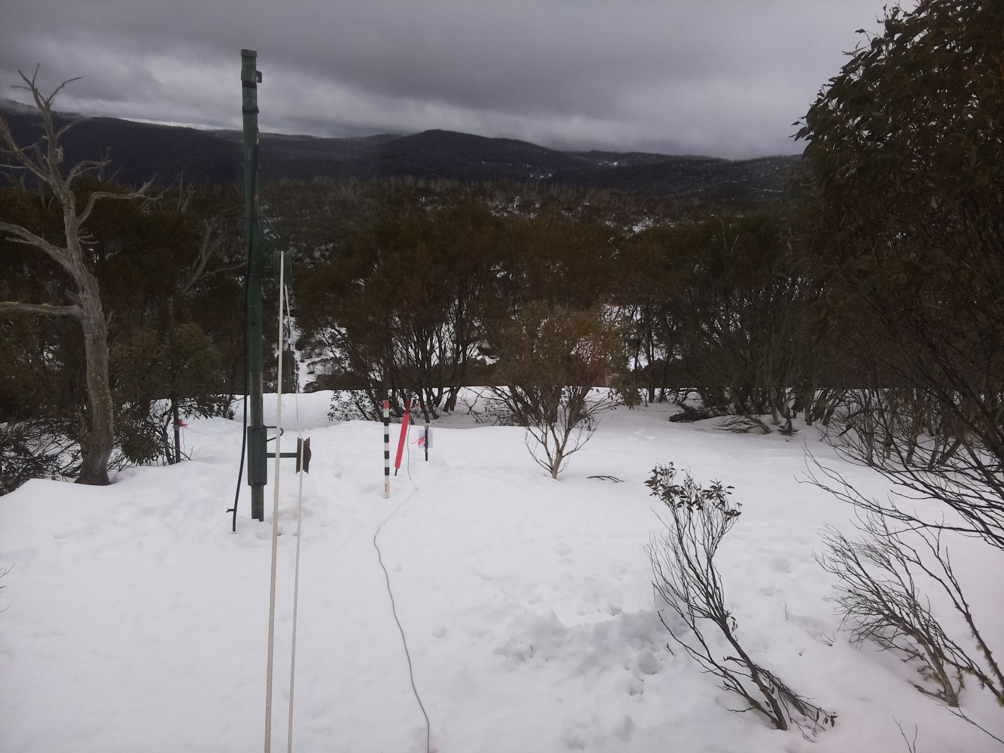 Bogong Web Cam 9:00am Wednesday 13th of August 2025