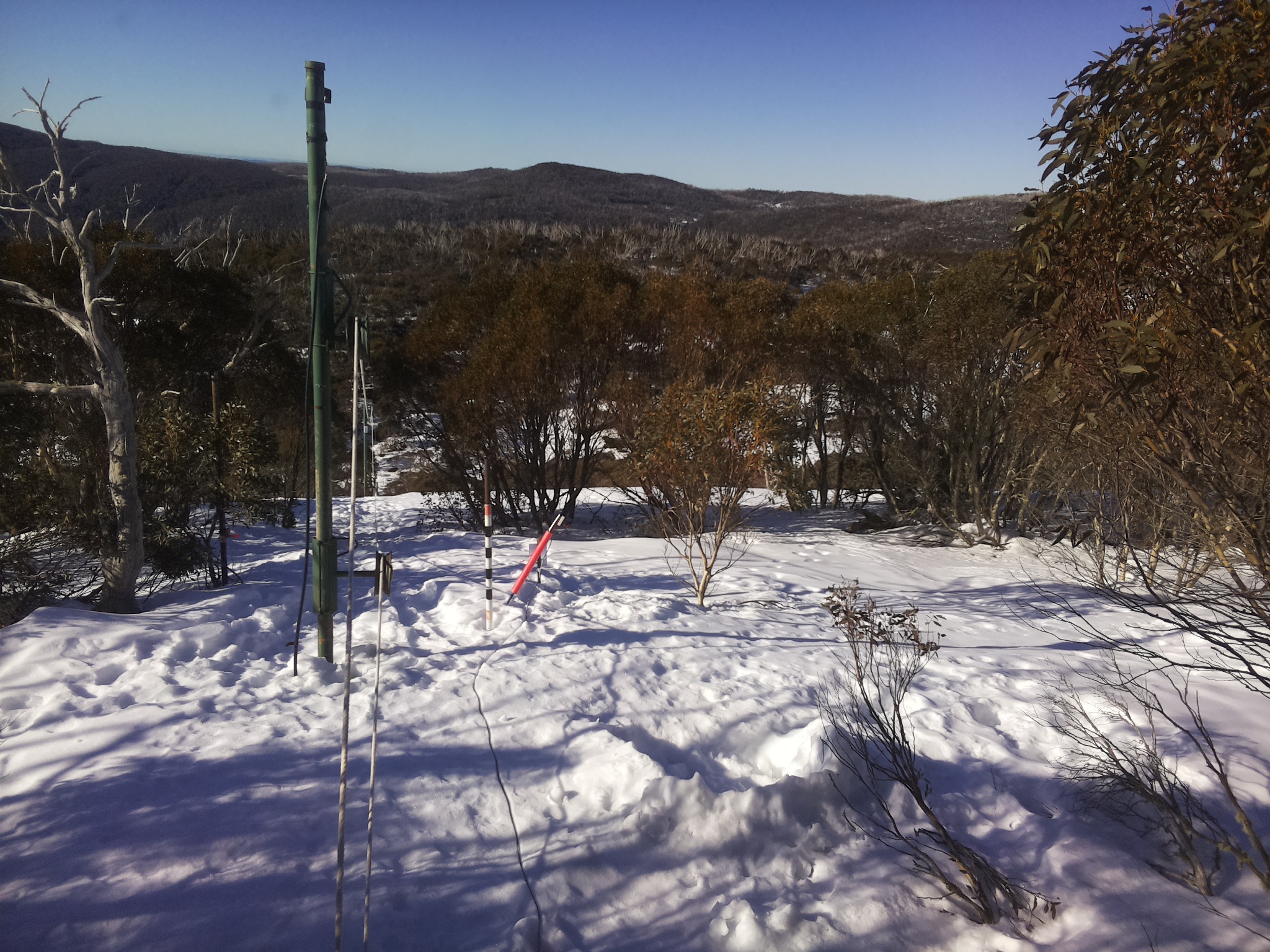Bogong Web Cam 9:10am Thursday 14th of August 2025