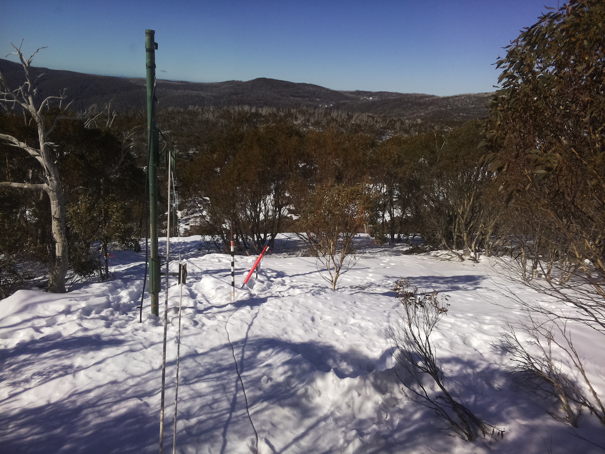 Bogong Web Cam 10:10am Thursday 14th of August 2025