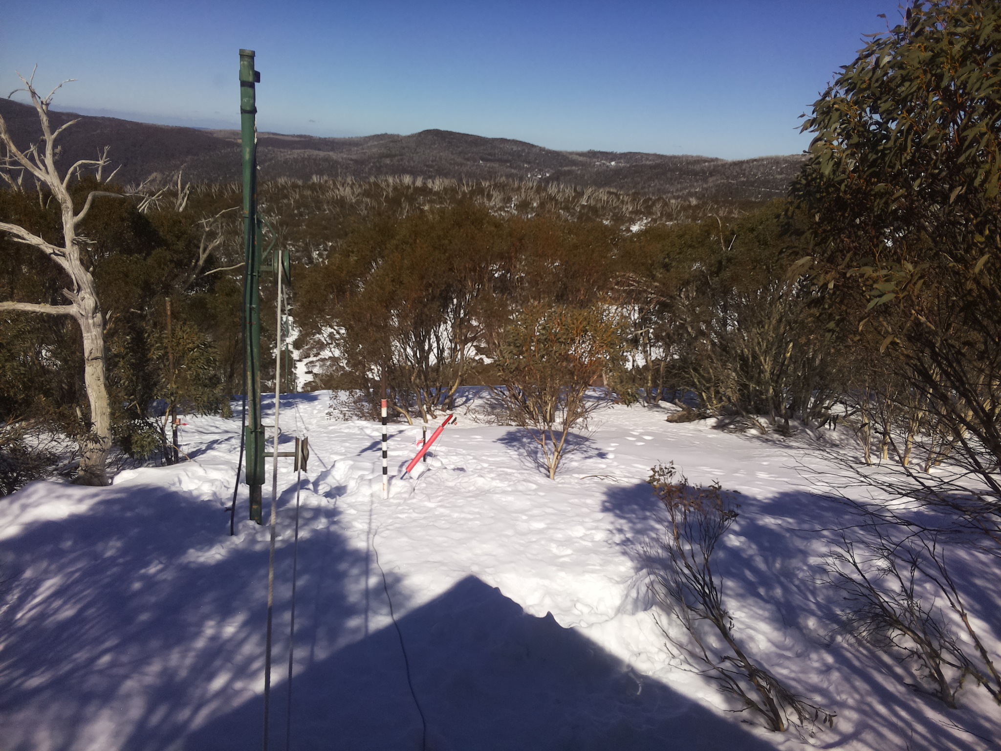 Bogong Web Cam 1:10pm Thursday 14th of August 2025
