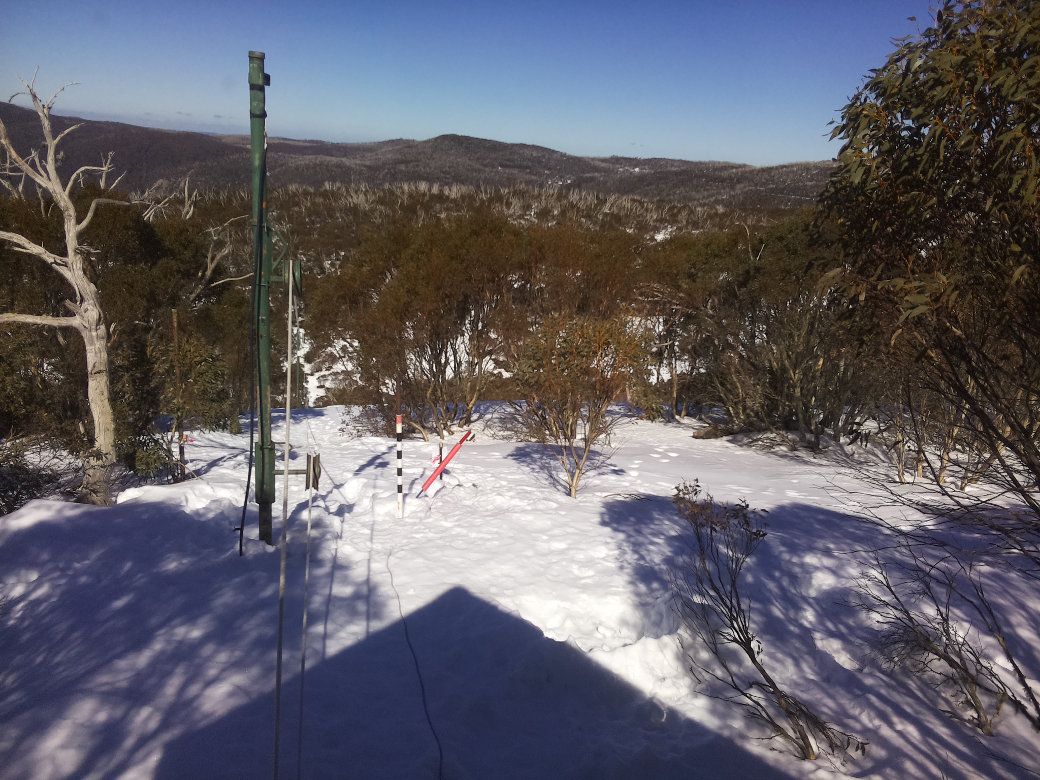 Bogong Web Cam 1:20pm Thursday 14th of August 2025