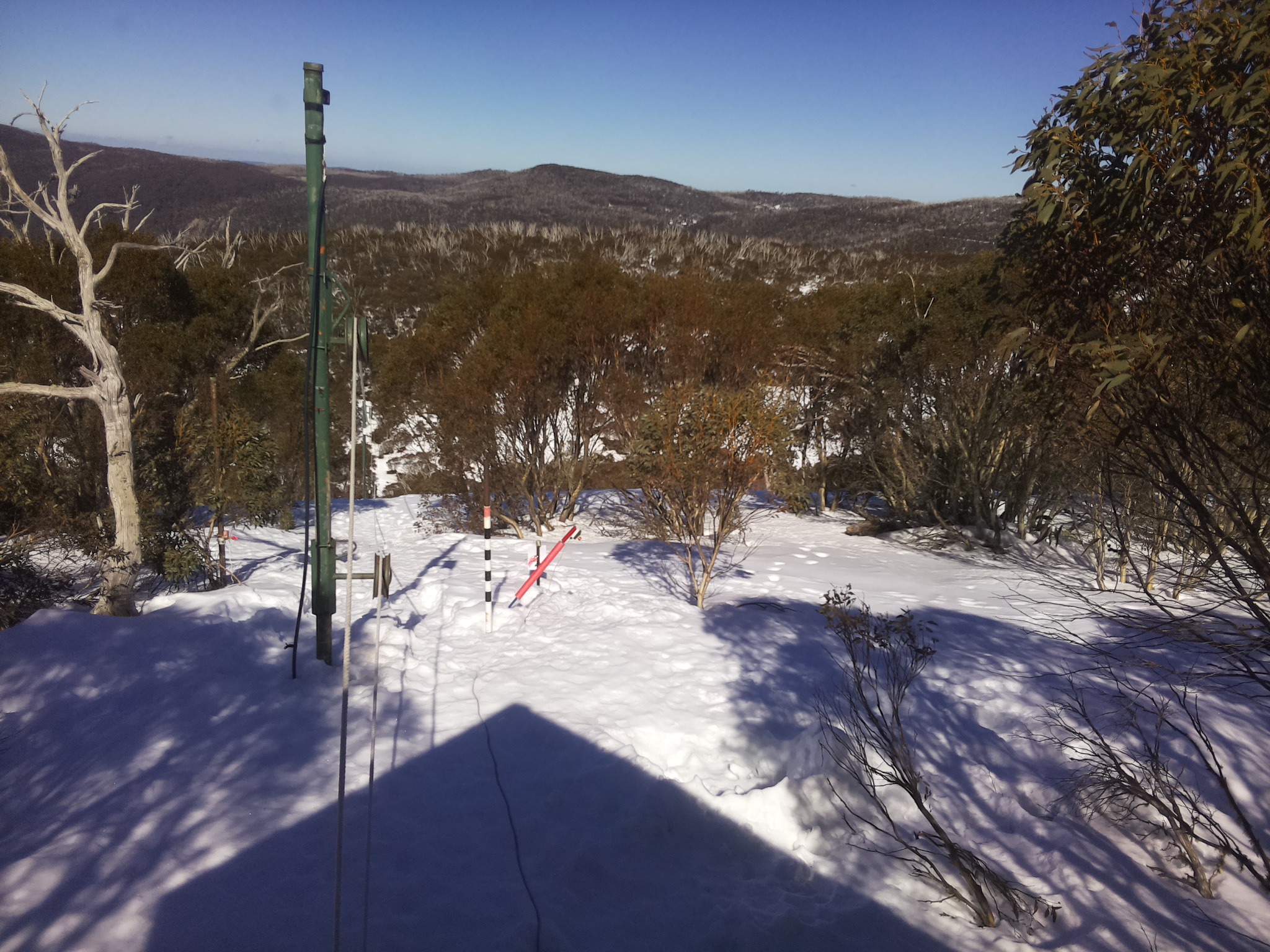 Bogong Web Cam 1:30pm Thursday 14th of August 2025