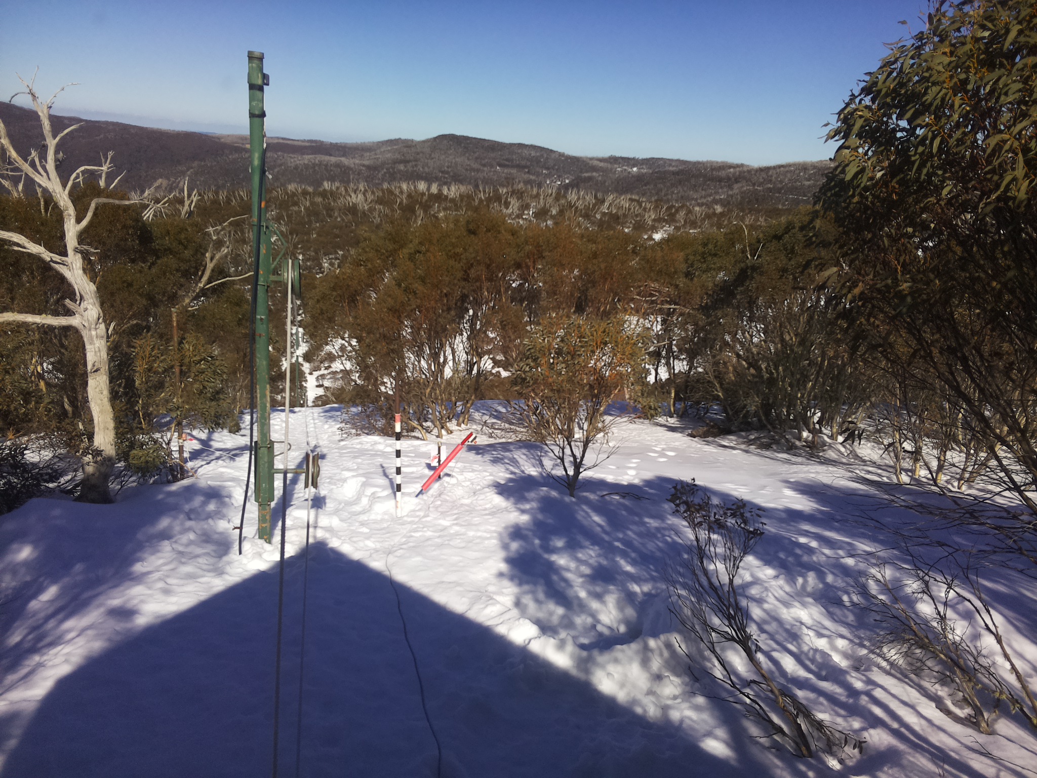 Bogong Web Cam 2:00pm Thursday 14th of August 2025