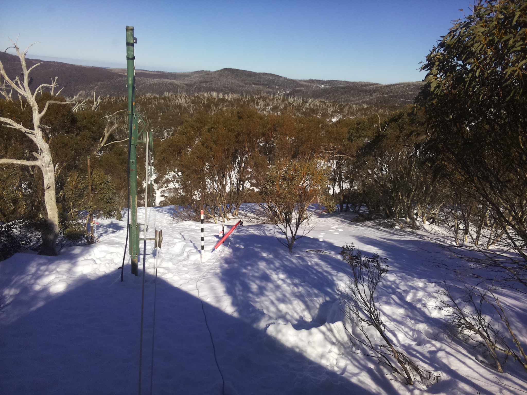 Bogong Web Cam 2:20pm Thursday 14th of August 2025