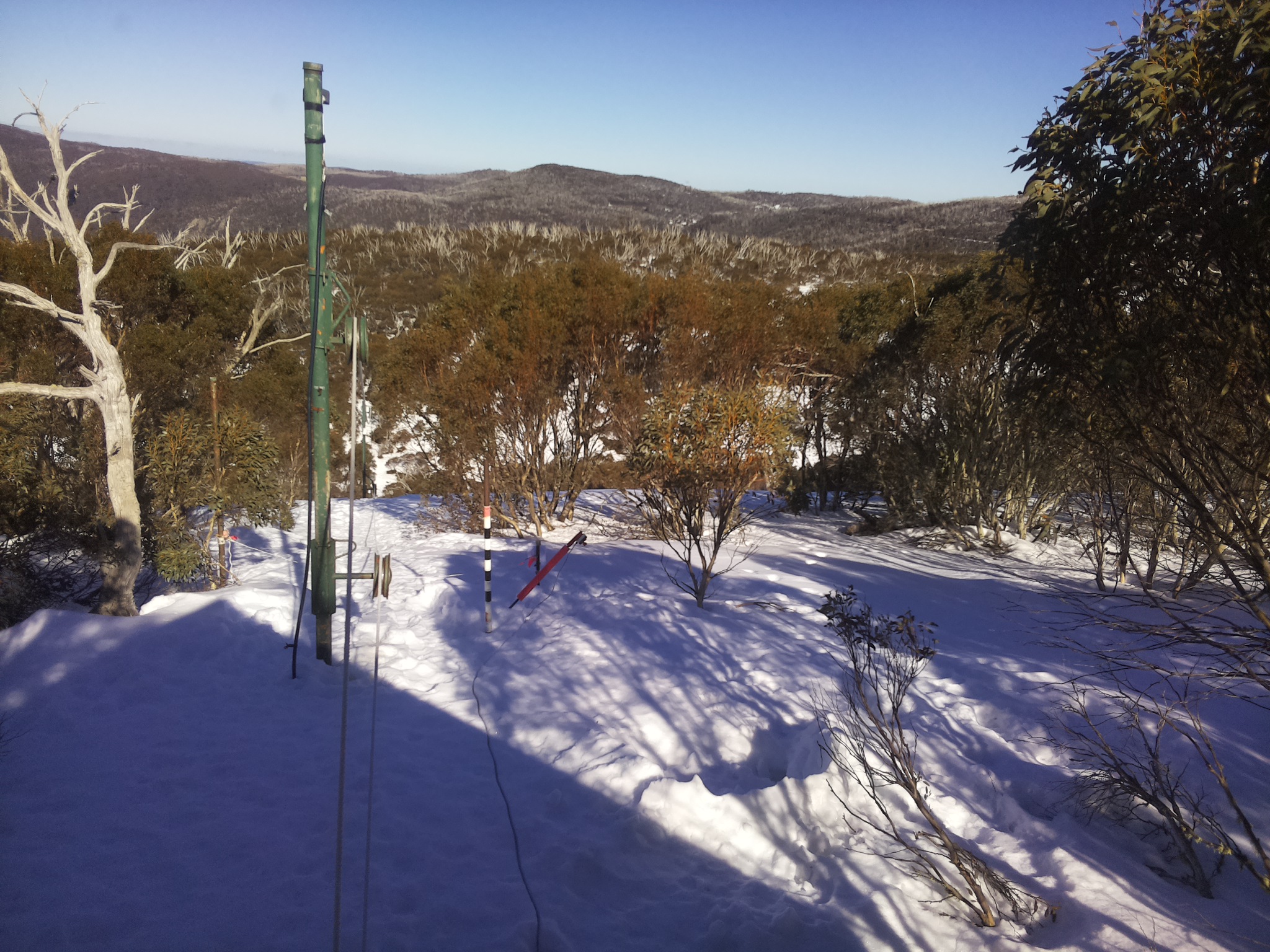 Bogong Web Cam 2:40pm Thursday 14th of August 2025