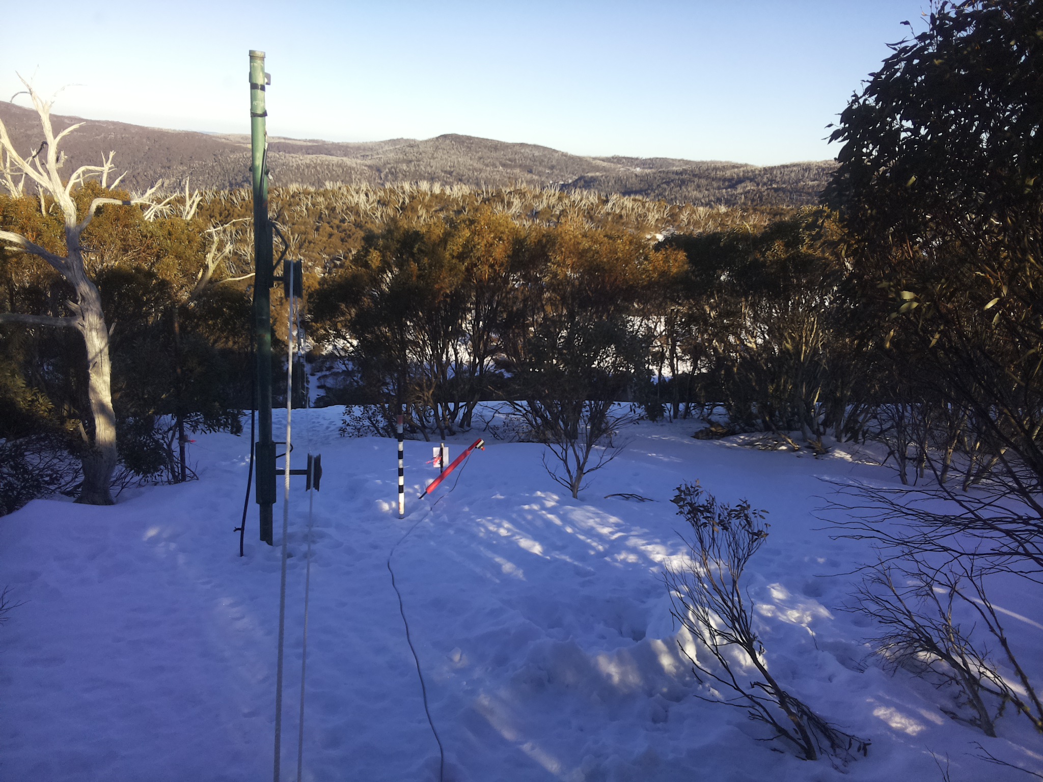Bogong Web Cam 4:20pm Thursday 14th of August 2025