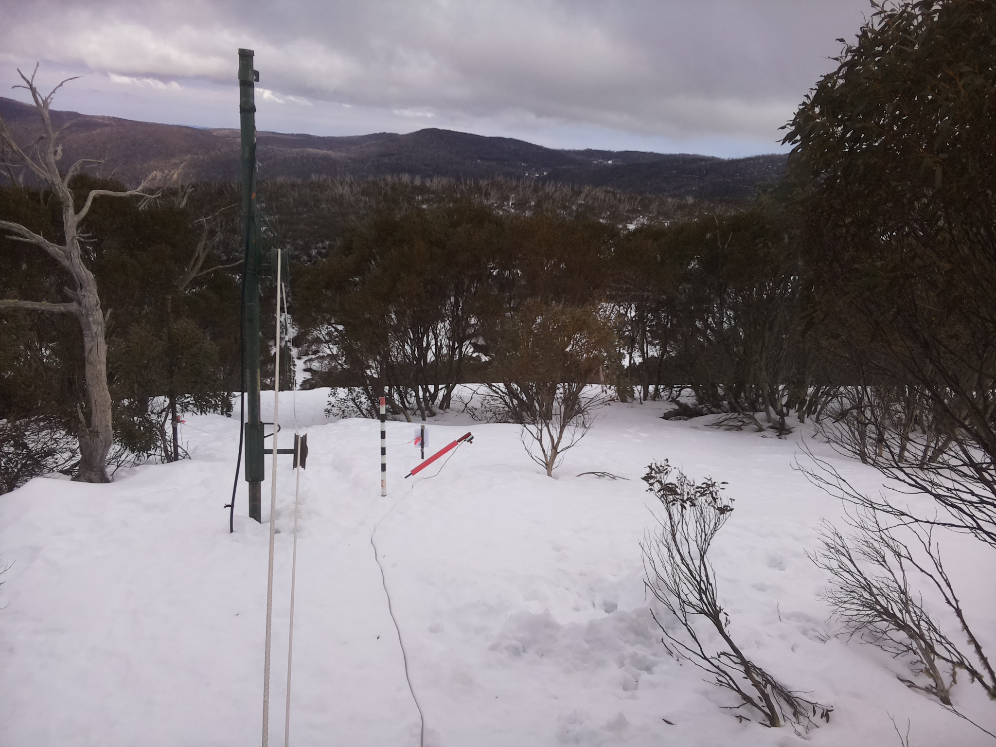 Bogong Web Cam 2:10pm Friday 15th of August 2025