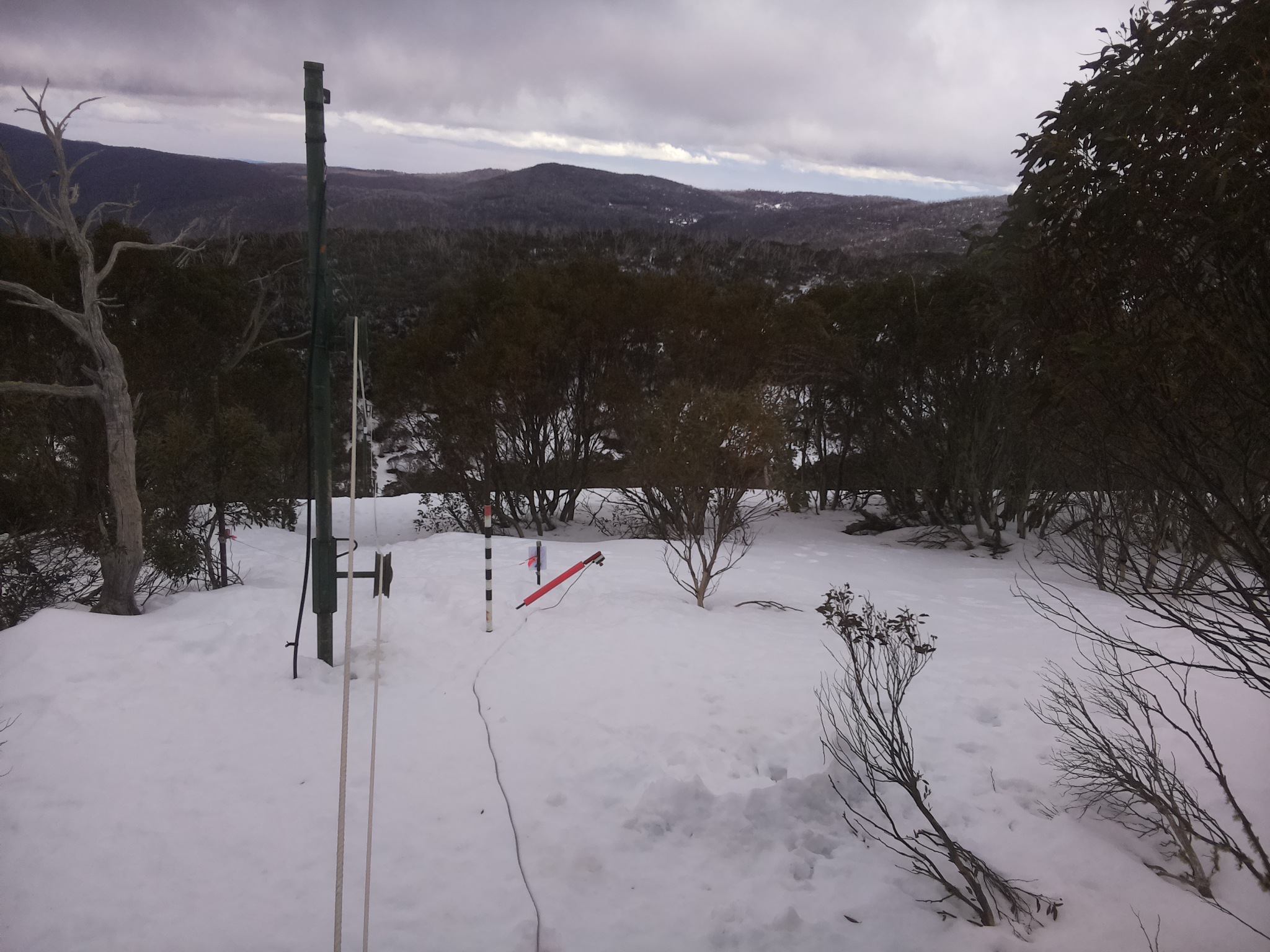 Bogong Web Cam 2:40pm Friday 15th of August 2025