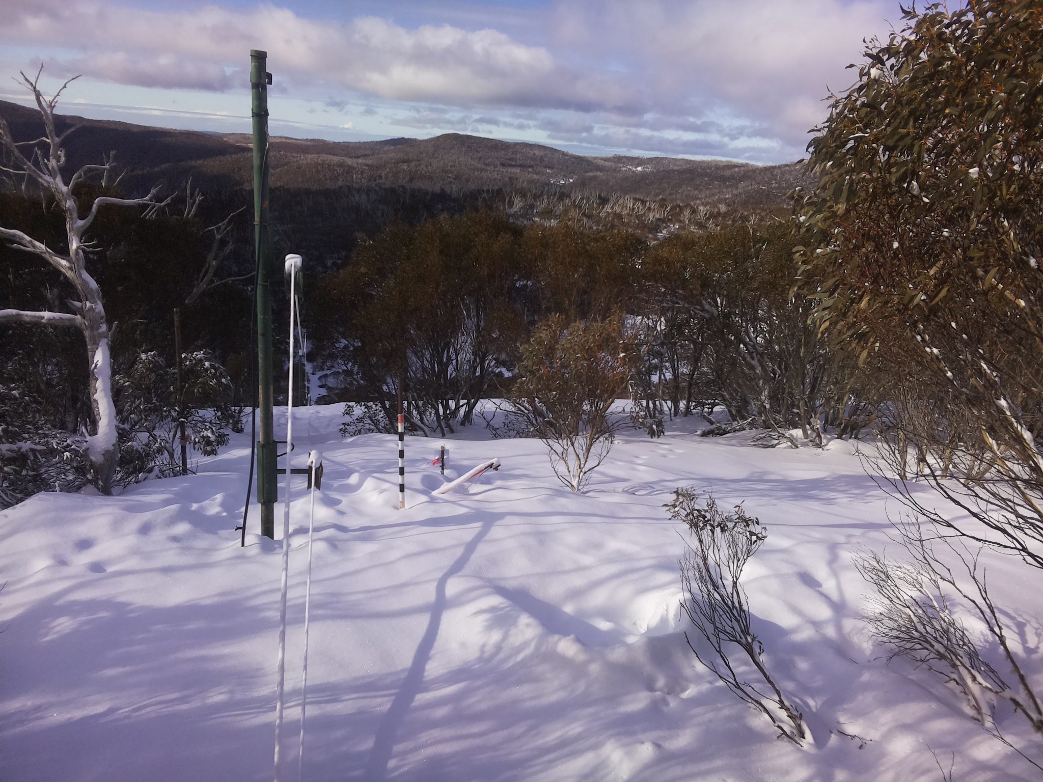 Bogong Web Cam 9:10am Sunday 17th of August 2025