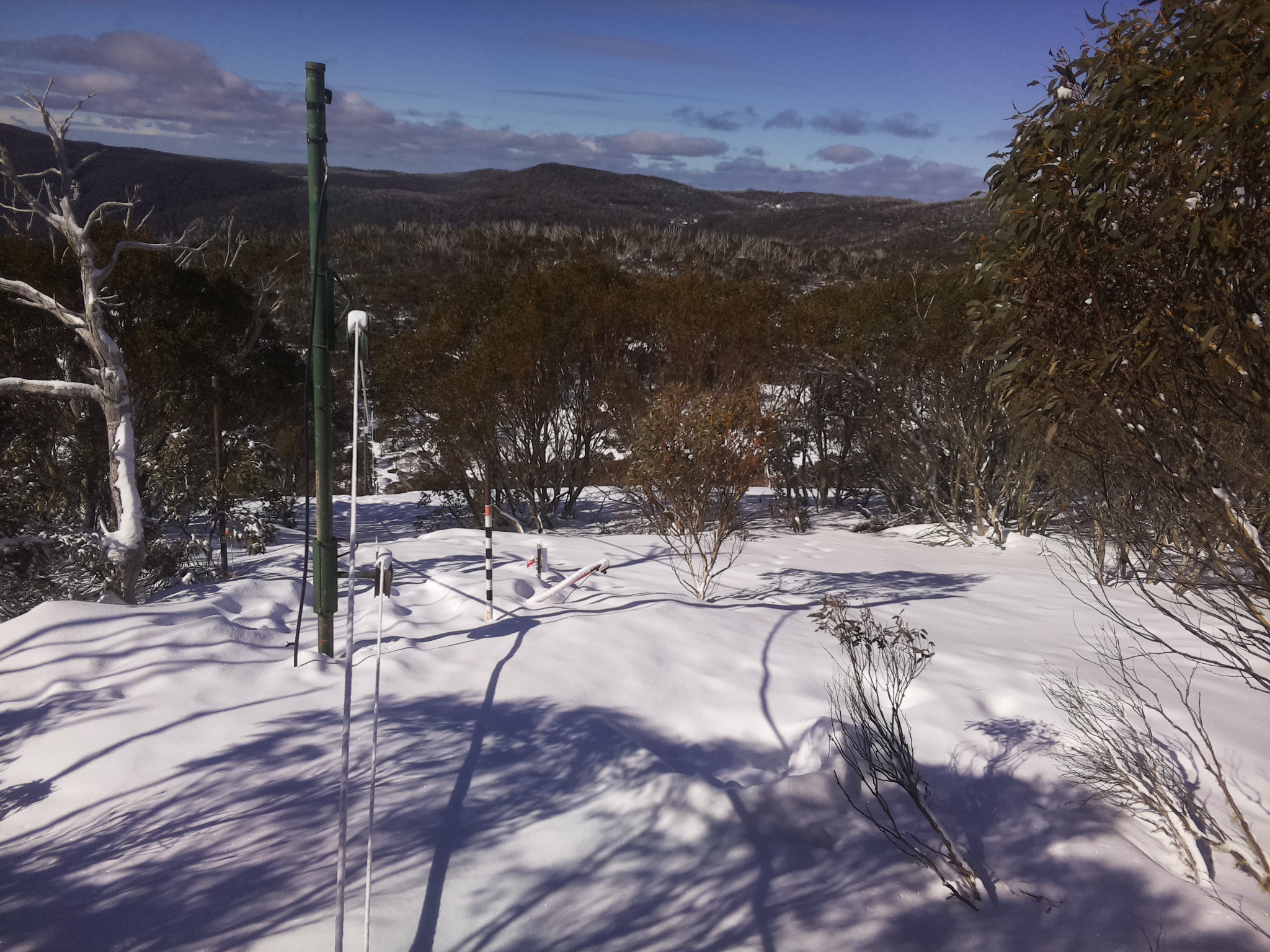 Bogong Web Cam 10:20am Sunday 17th of August 2025
