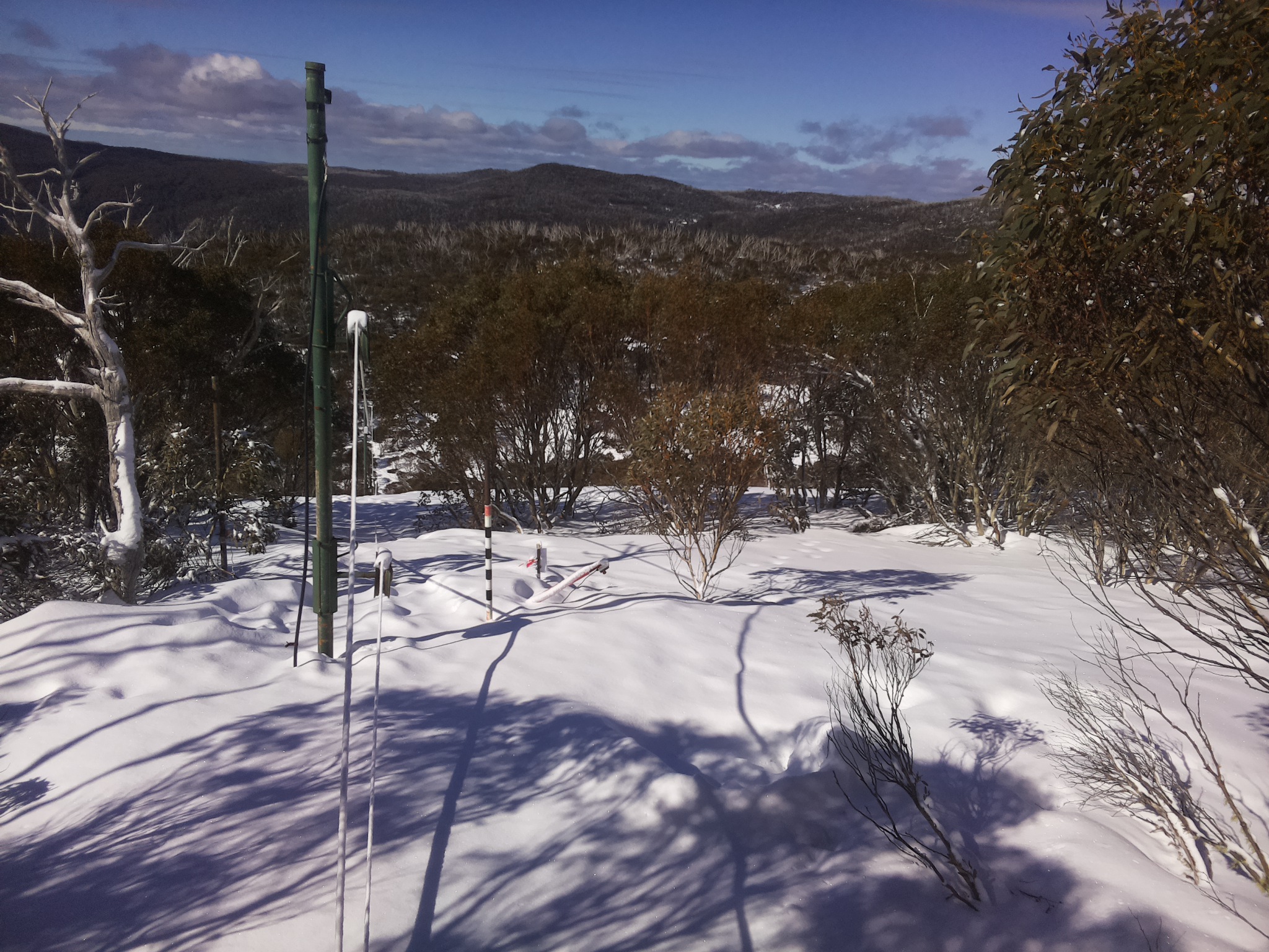Bogong Web Cam 10:30am Sunday 17th of August 2025