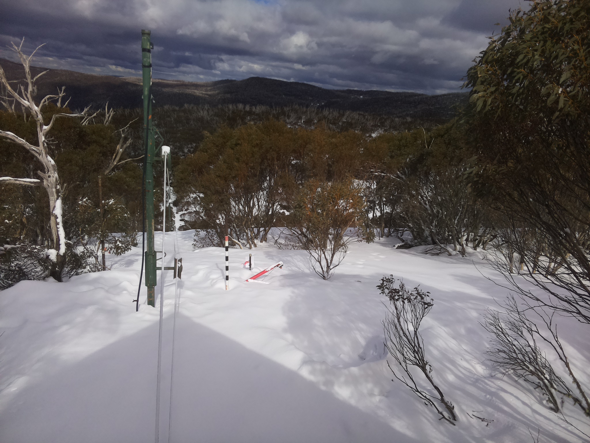 Bogong Web Cam 2:00pm Sunday 17th of August 2025