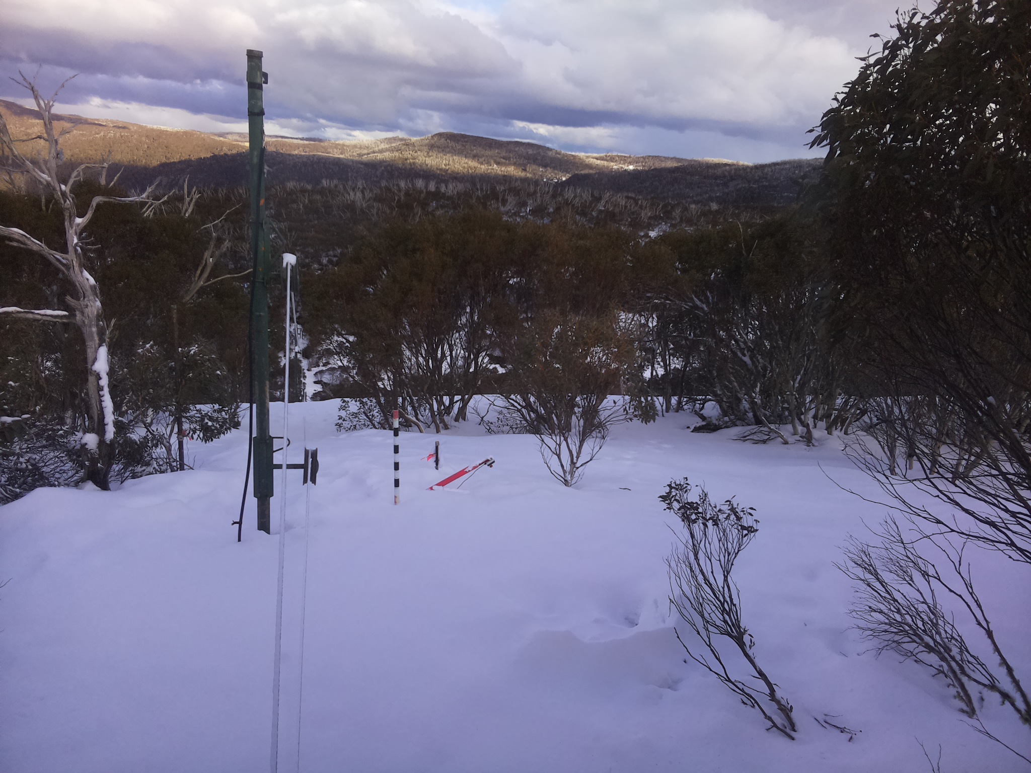Bogong Web Cam 4:10pm Sunday 17th of August 2025