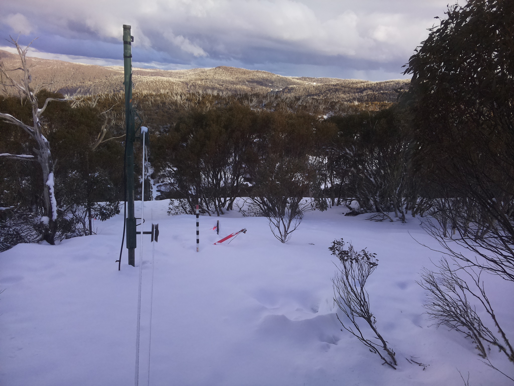 Bogong Web Cam 4:20pm Sunday 17th of August 2025