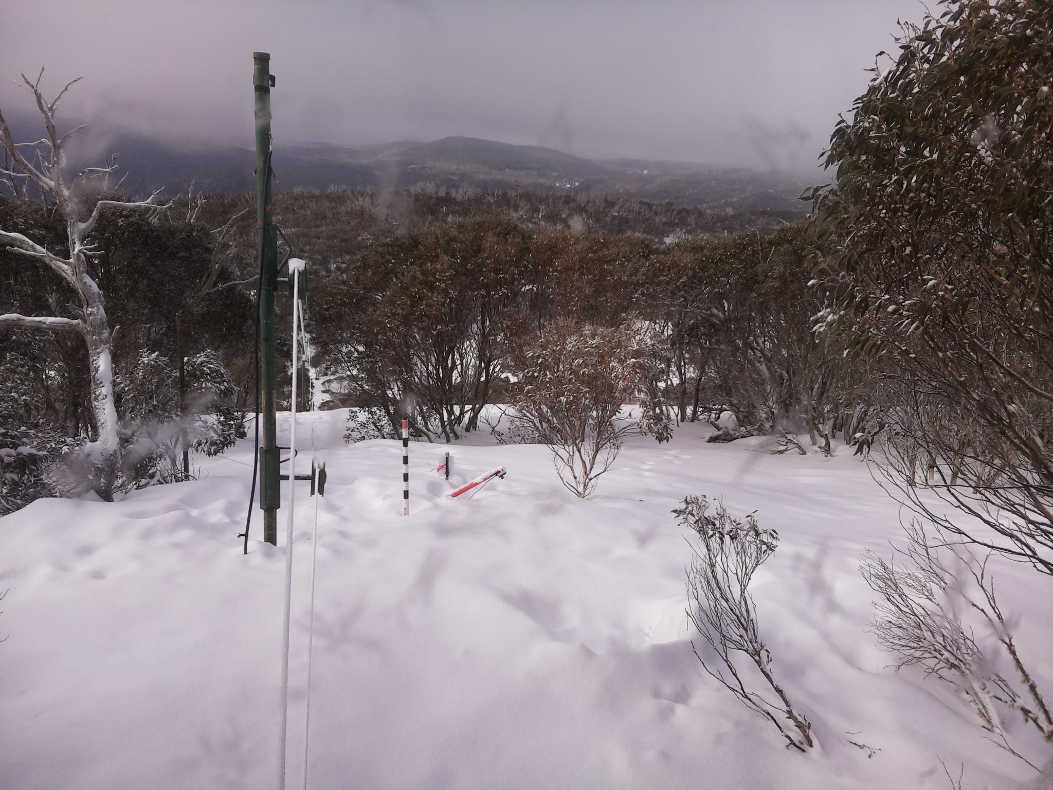 Bogong Web Cam 9:30am Monday 18th of August 2025