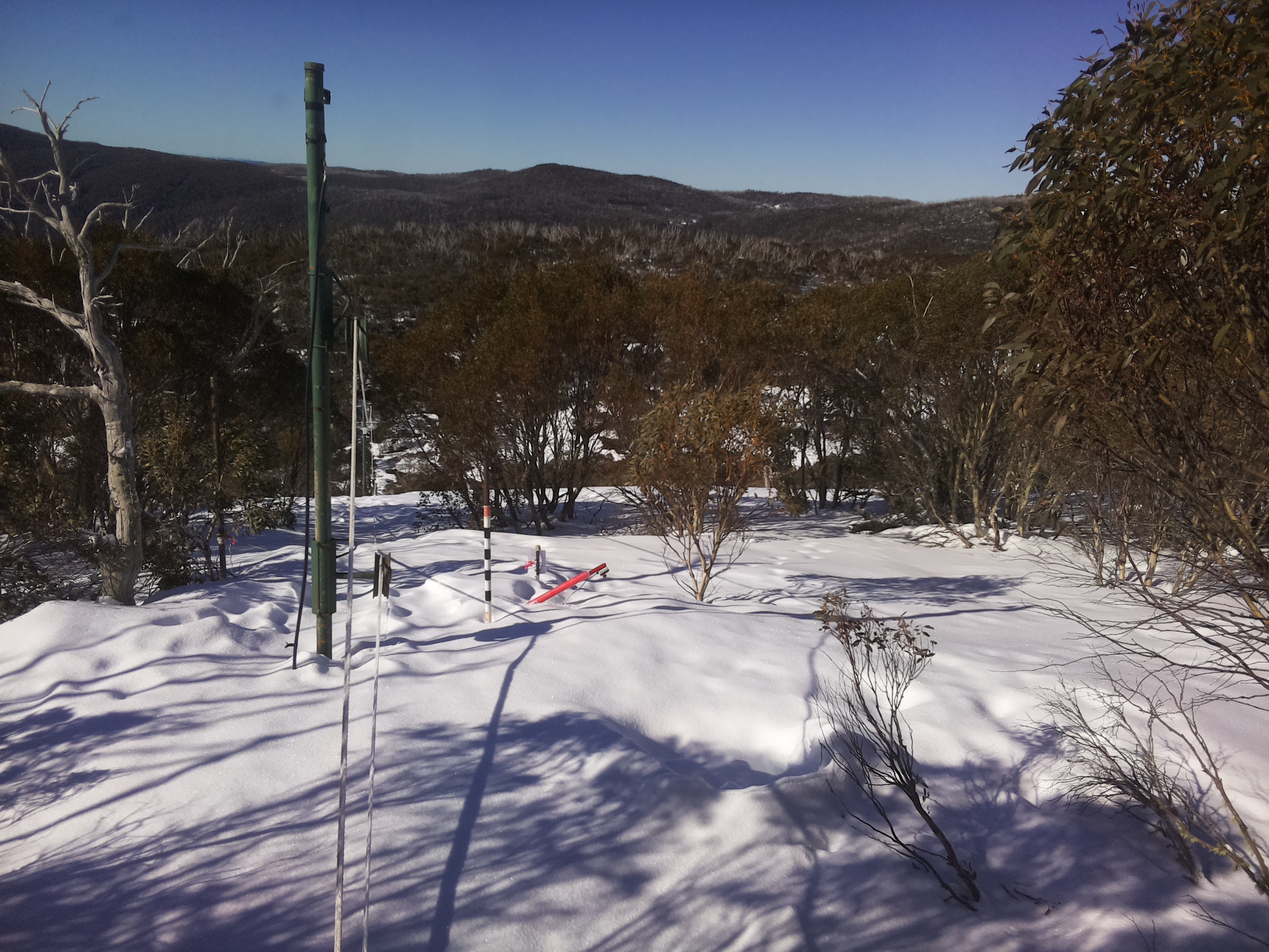 Bogong Web Cam 10:00am Tuesday 19th of August 2025