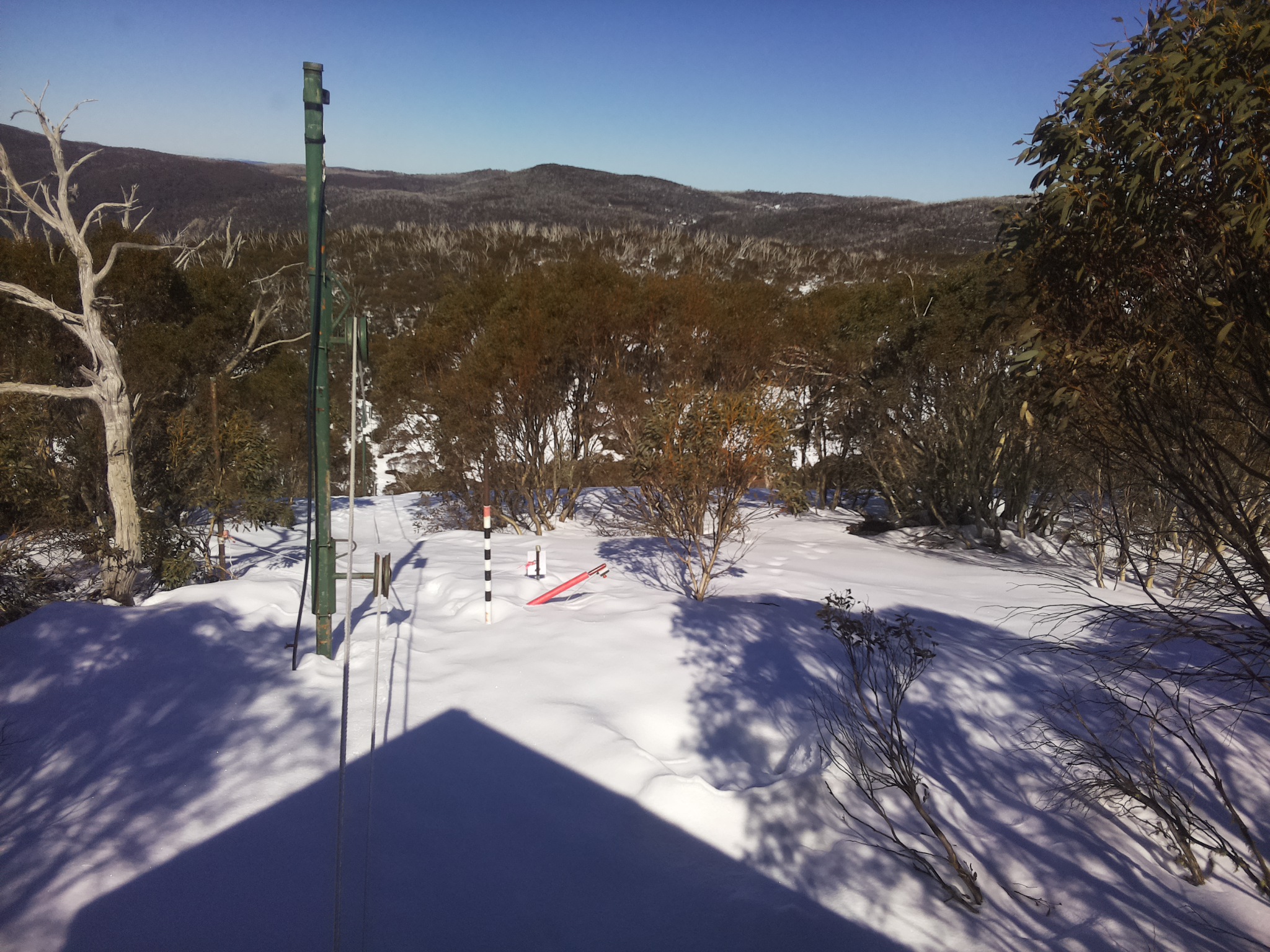 Bogong Web Cam 1:40pm Tuesday 19th of August 2025