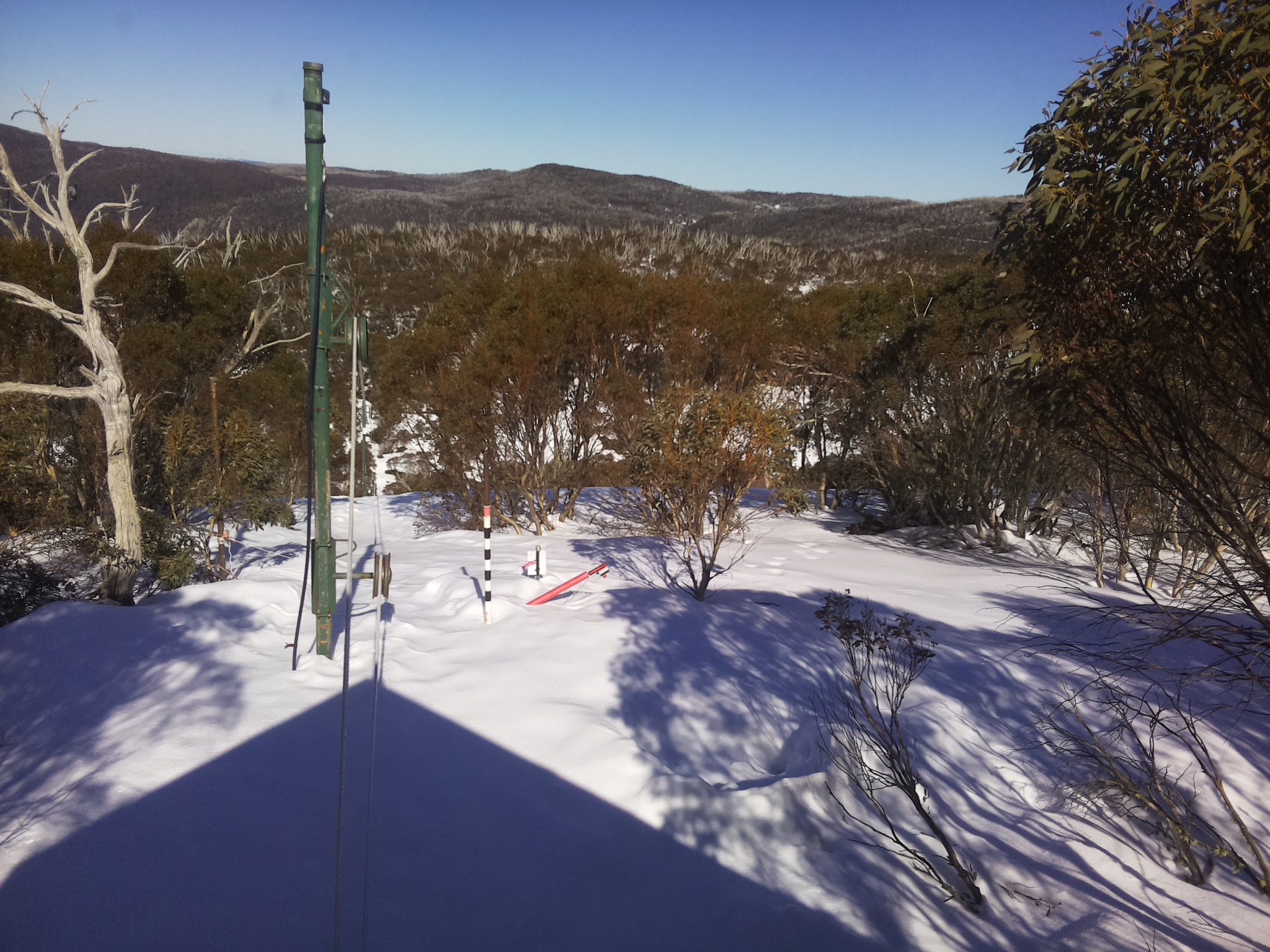 Bogong Web Cam 2:00pm Tuesday 19th of August 2025