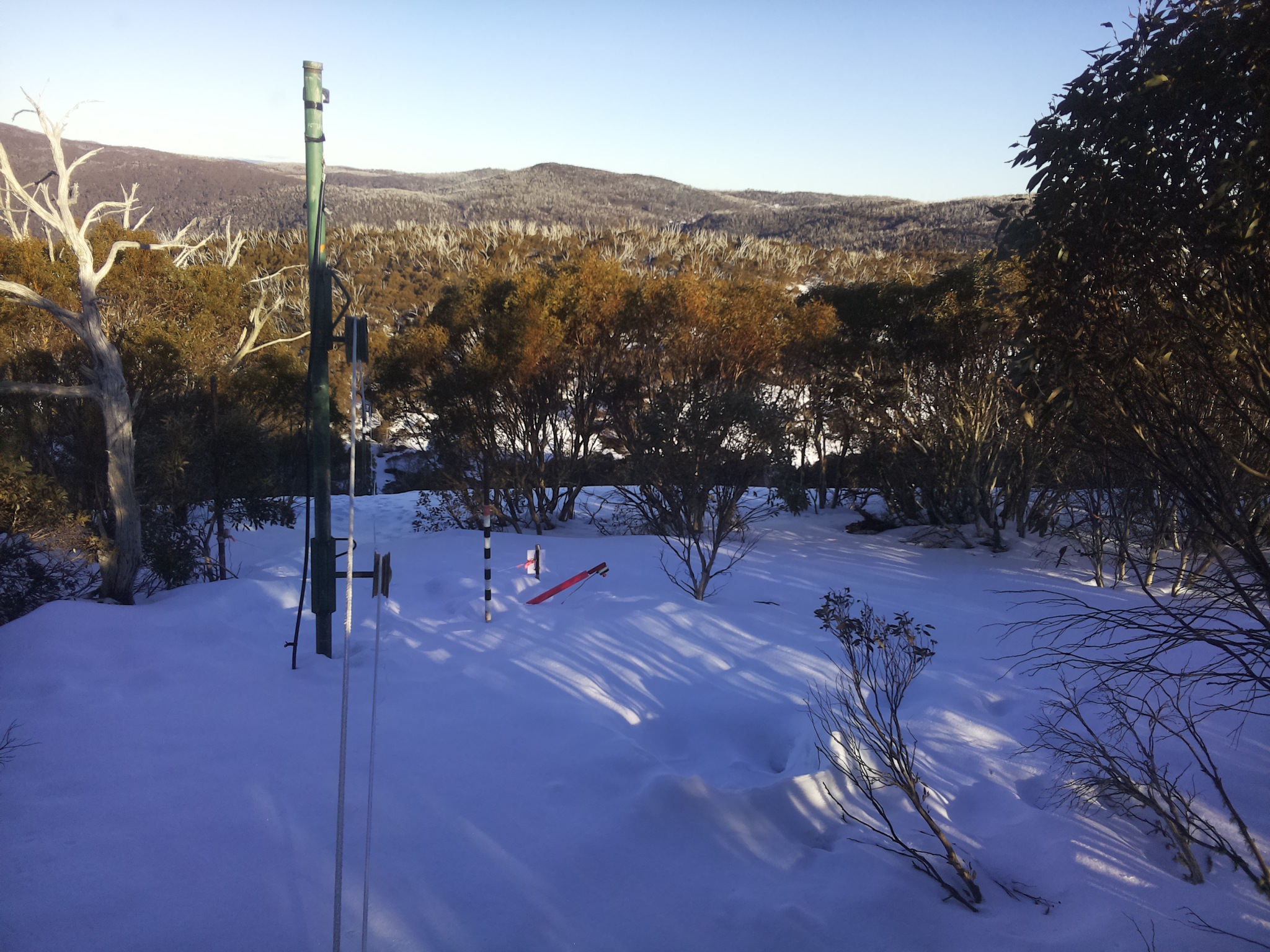 Bogong Web Cam 4:20pm Tuesday 19th of August 2025