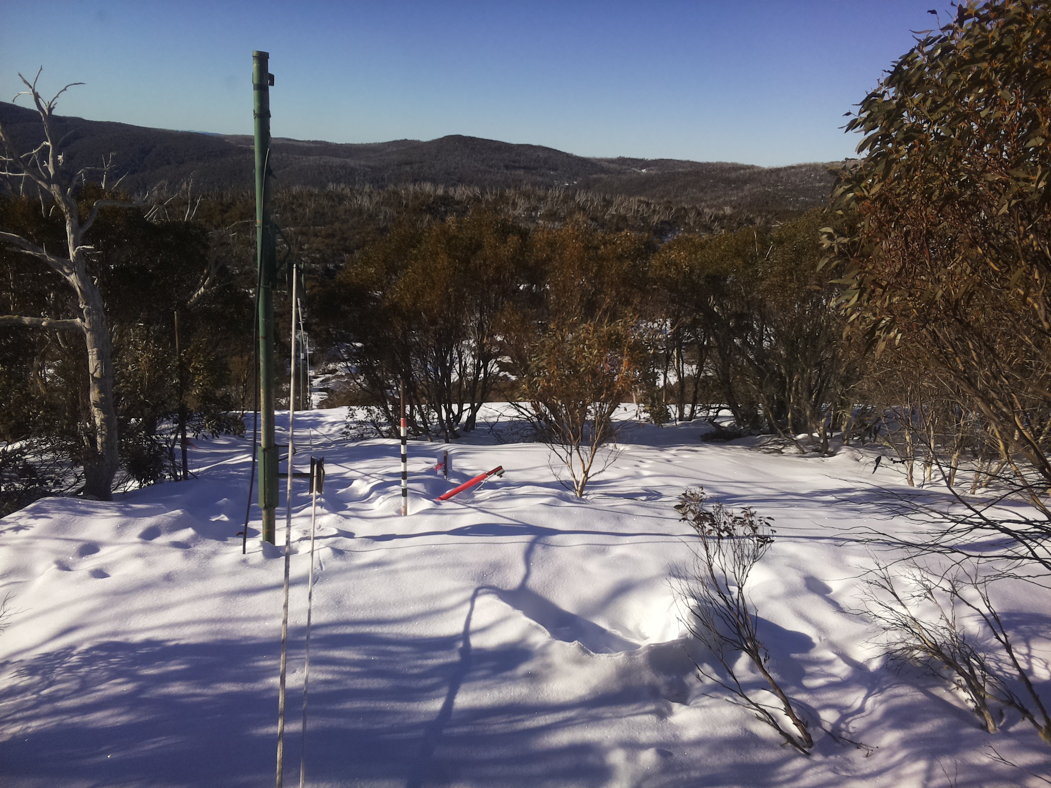Bogong Web Cam 8:40am Wednesday 20th of August 2025