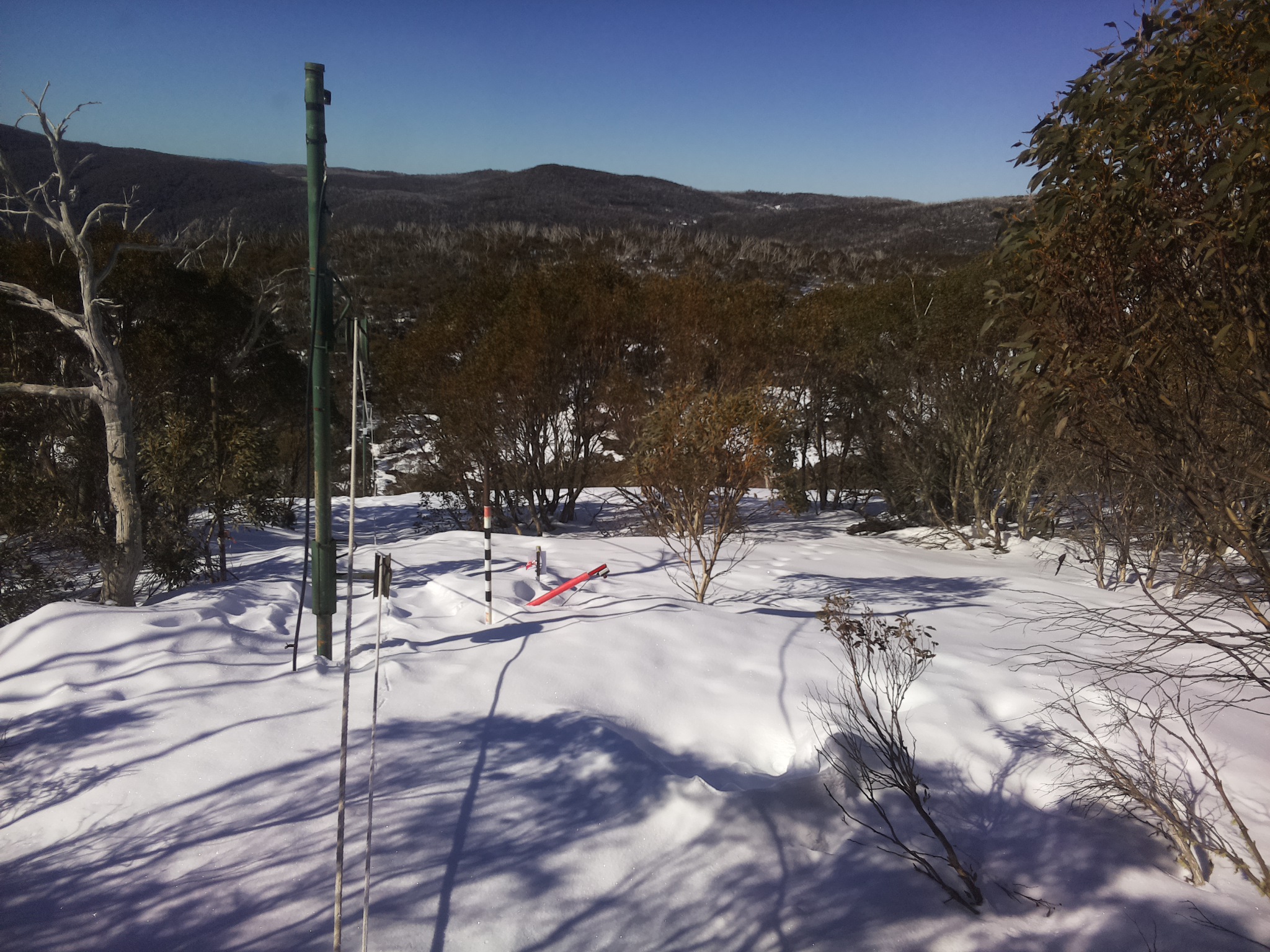 Bogong Web Cam 10:10am Wednesday 20th of August 2025