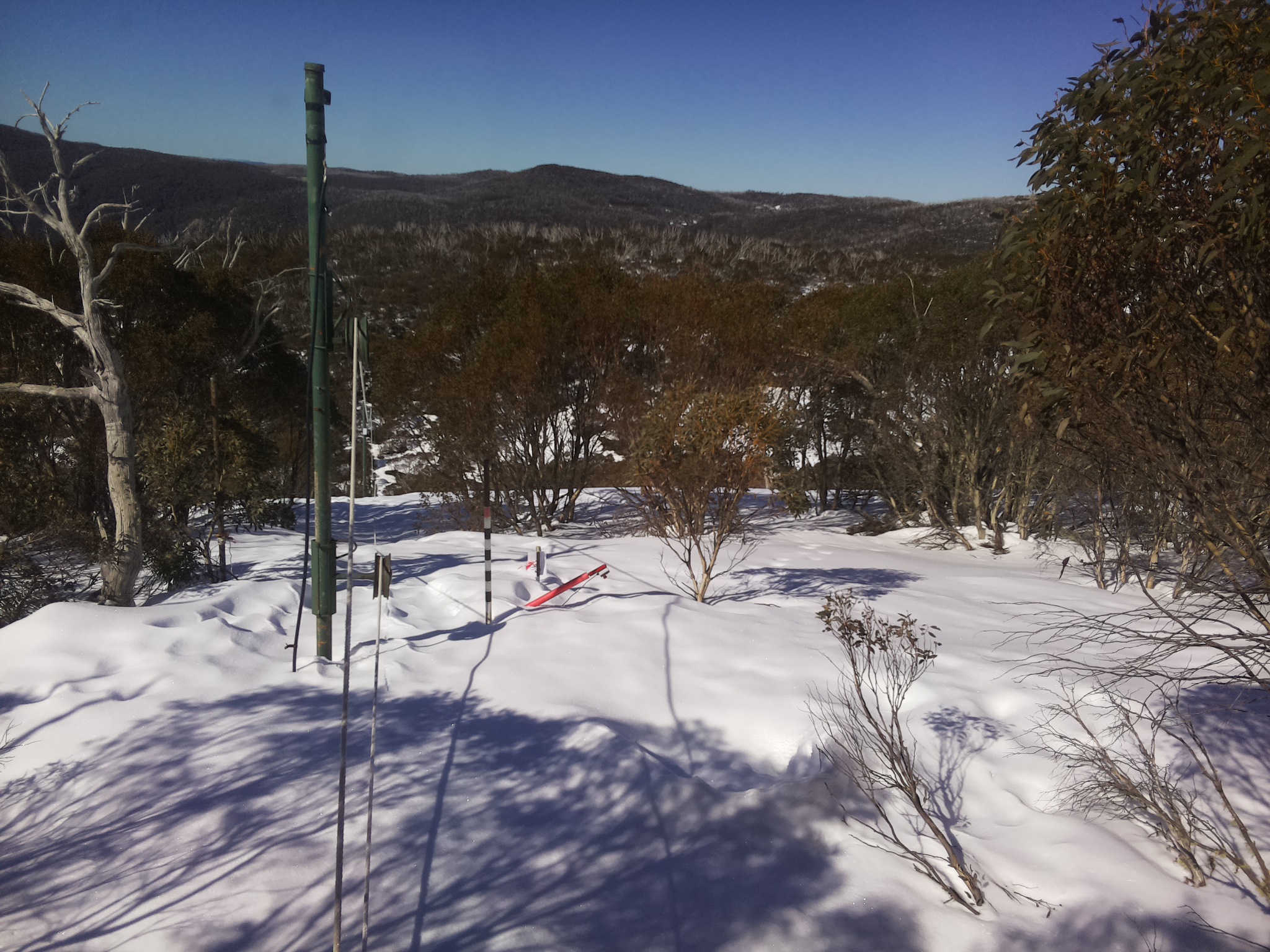 Bogong Web Cam 11:00am Wednesday 20th of August 2025