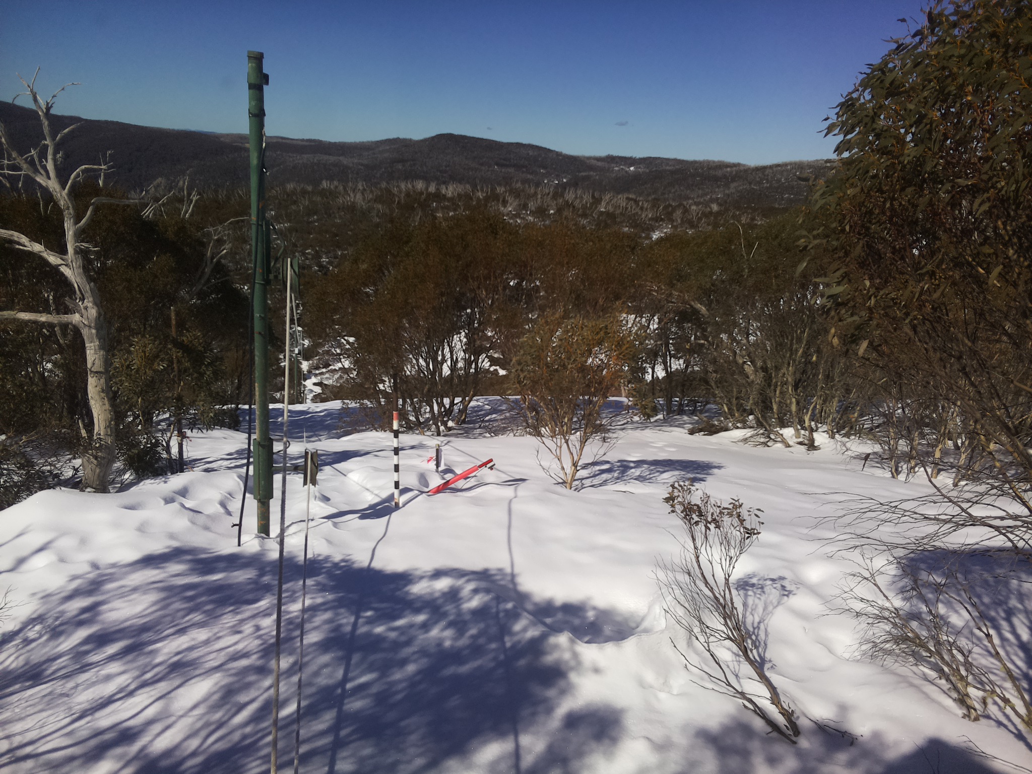 Bogong Web Cam 11:20am Wednesday 20th of August 2025
