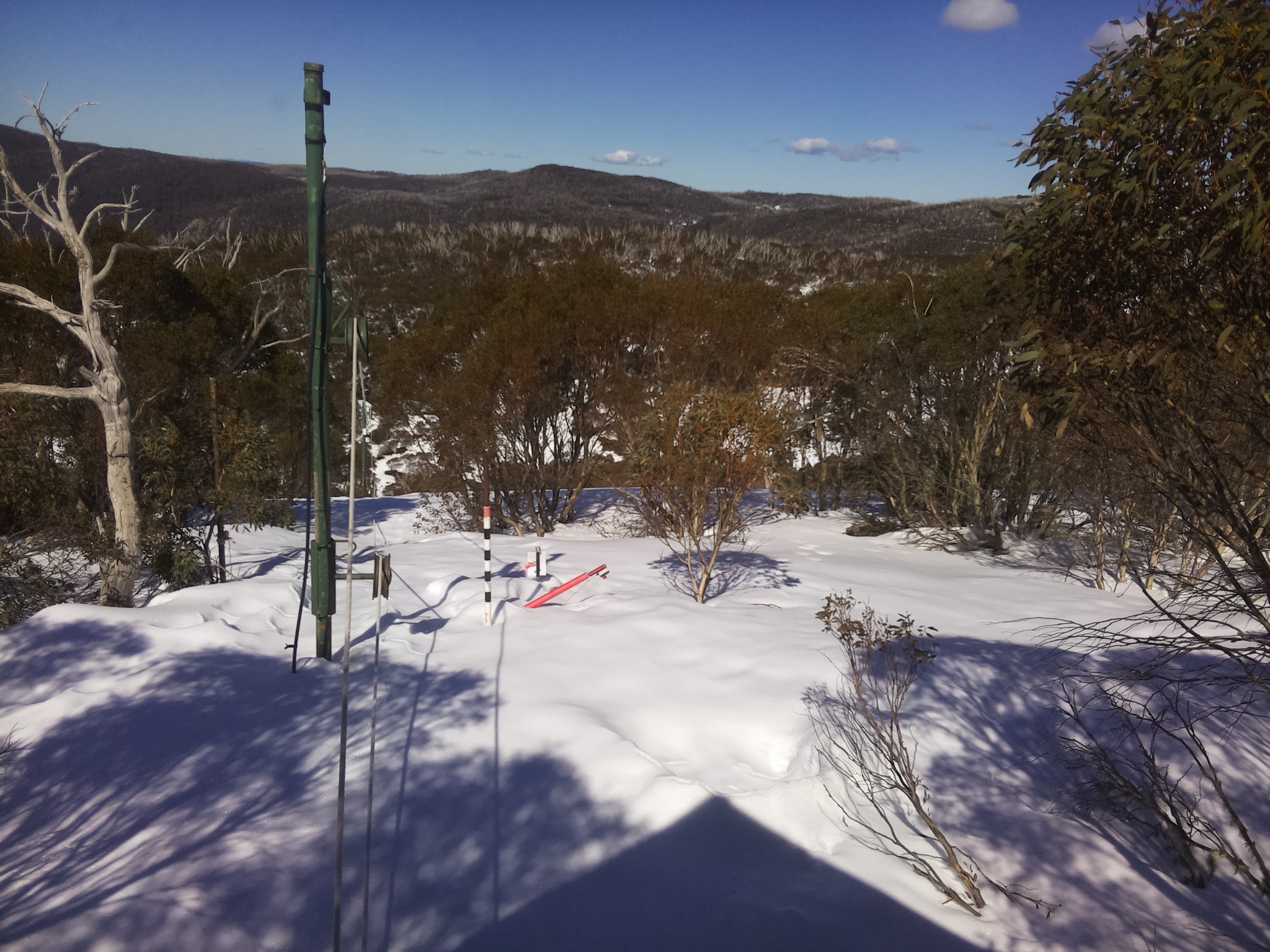 Bogong Web Cam 12:40pm Wednesday 20th of August 2025