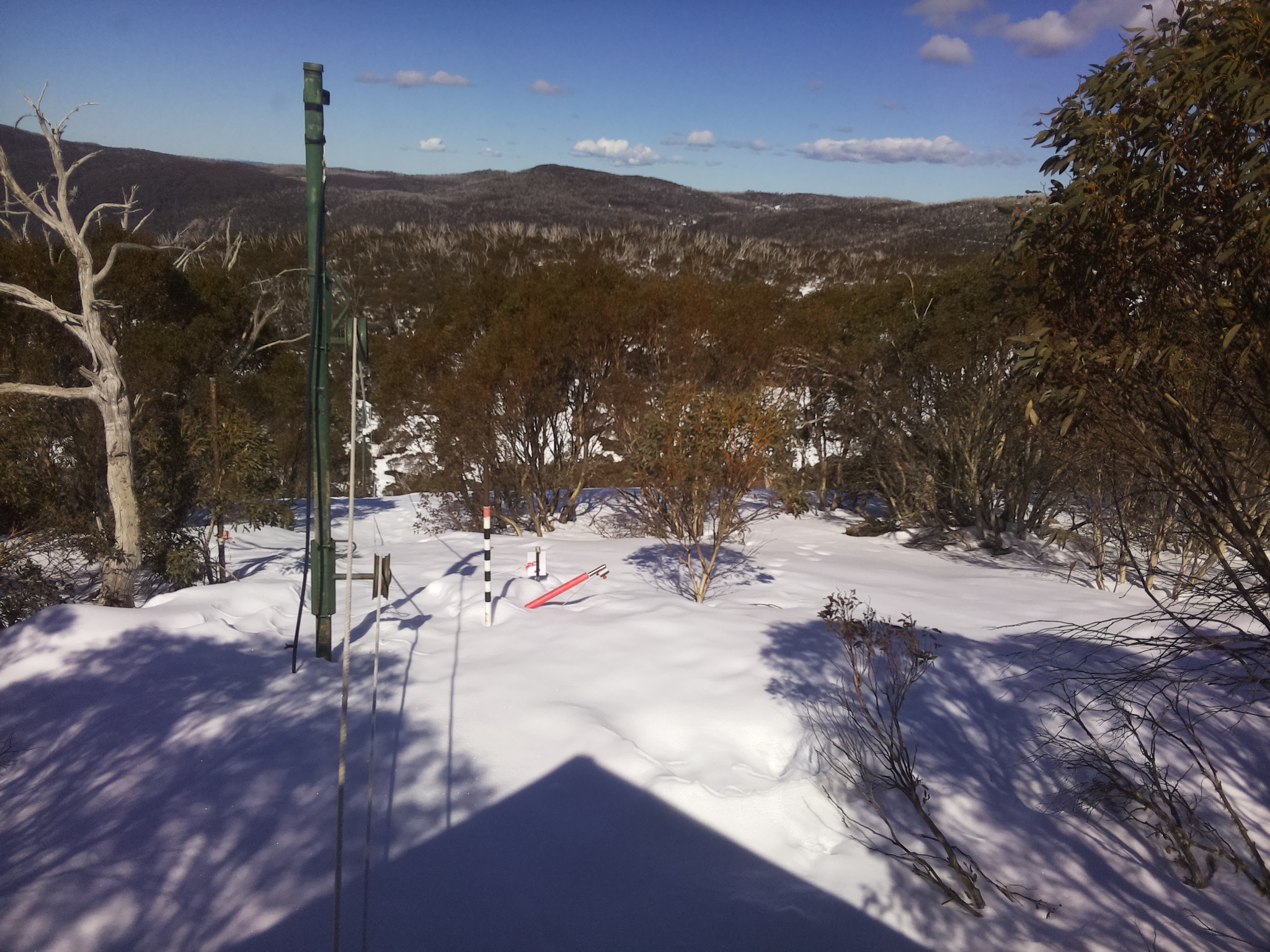 Bogong Web Cam 1:10pm Wednesday 20th of August 2025