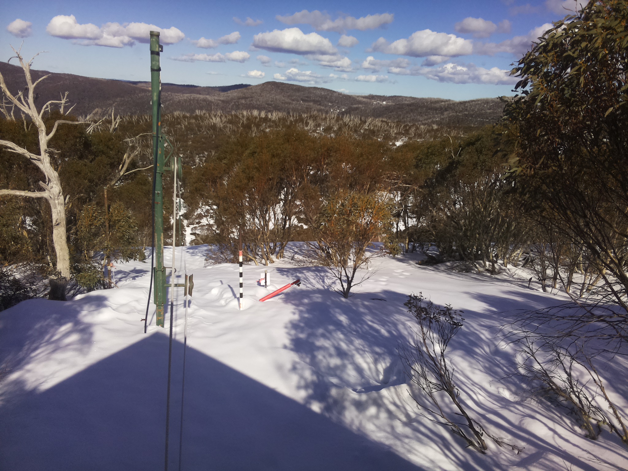 Bogong Web Cam 2:10pm Wednesday 20th of August 2025