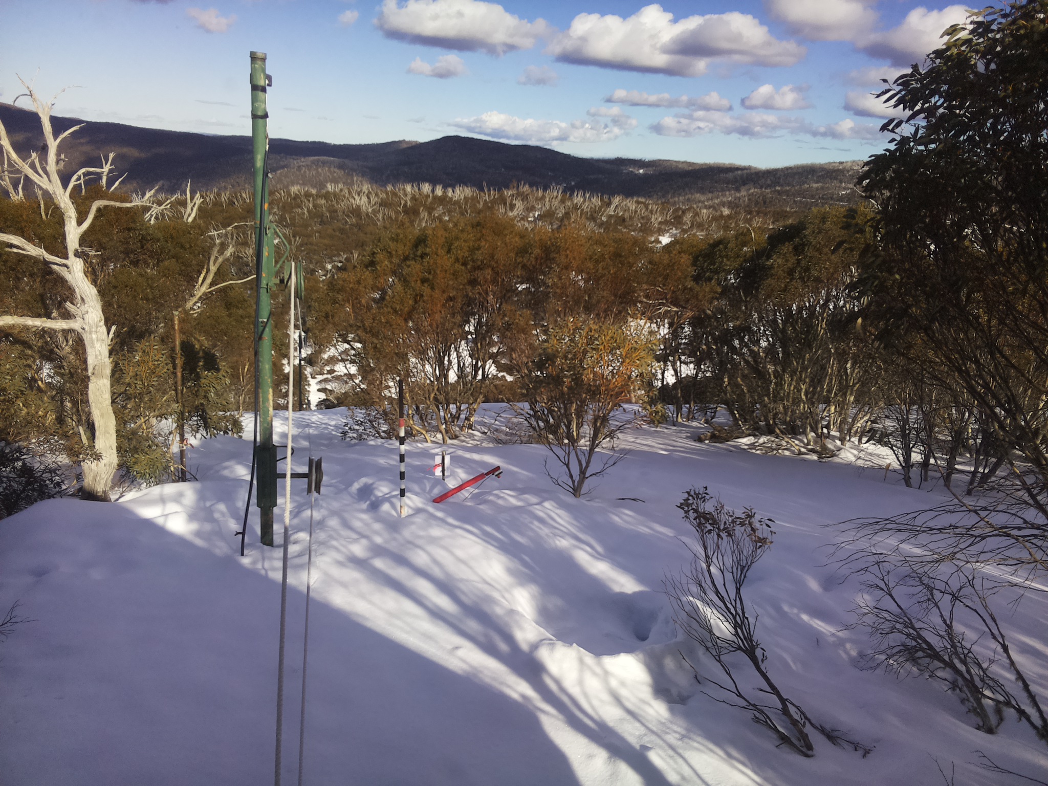 Bogong Web Cam 3:20pm Wednesday 20th of August 2025