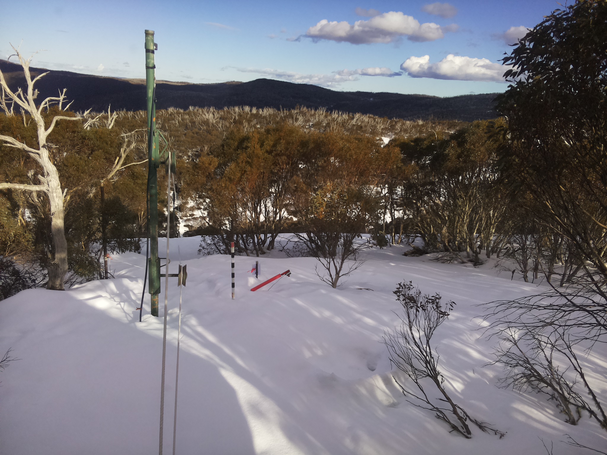 Bogong Web Cam 3:50pm Wednesday 20th of August 2025