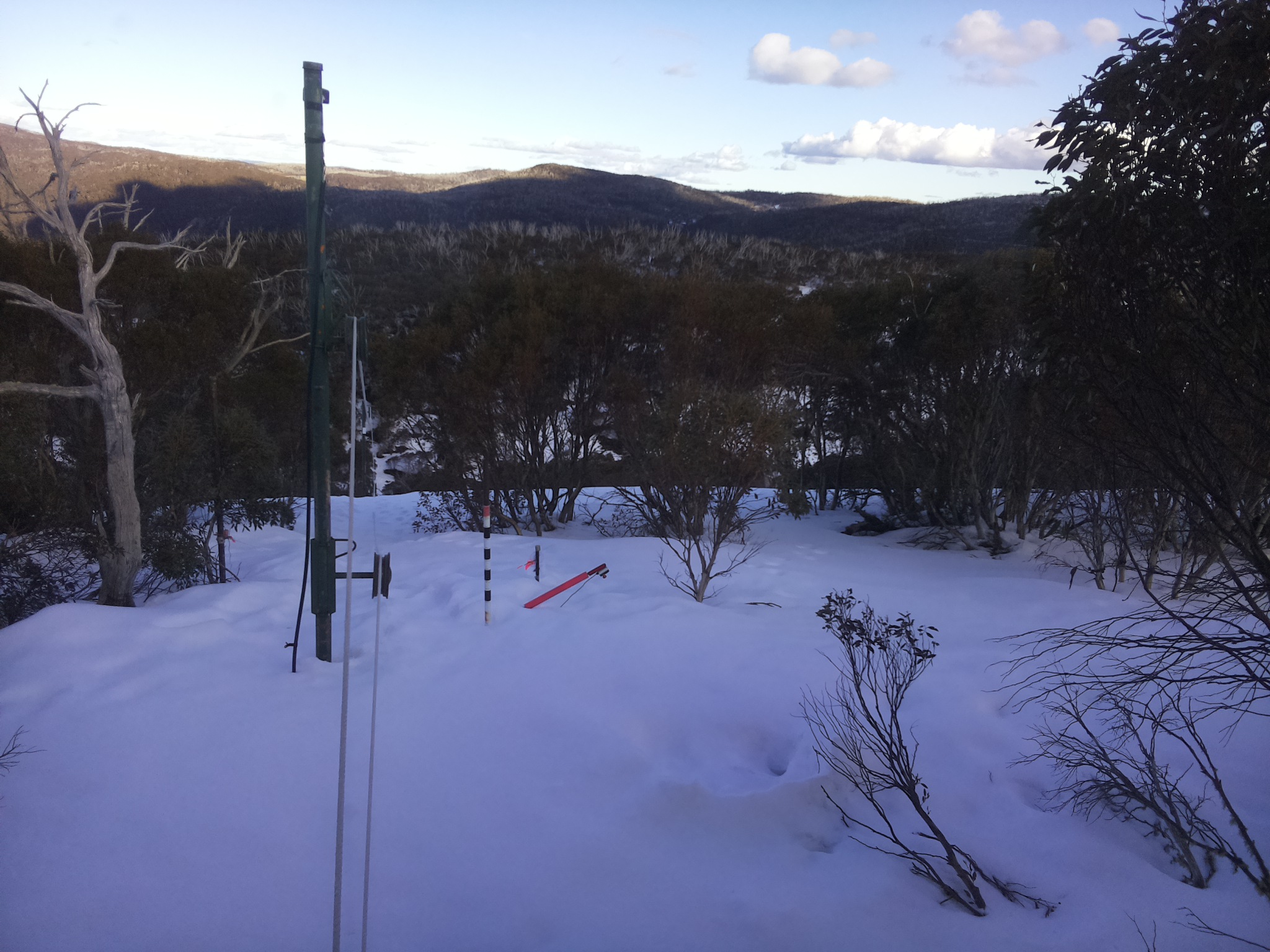 Bogong Web Cam 4:00pm Wednesday 20th of August 2025