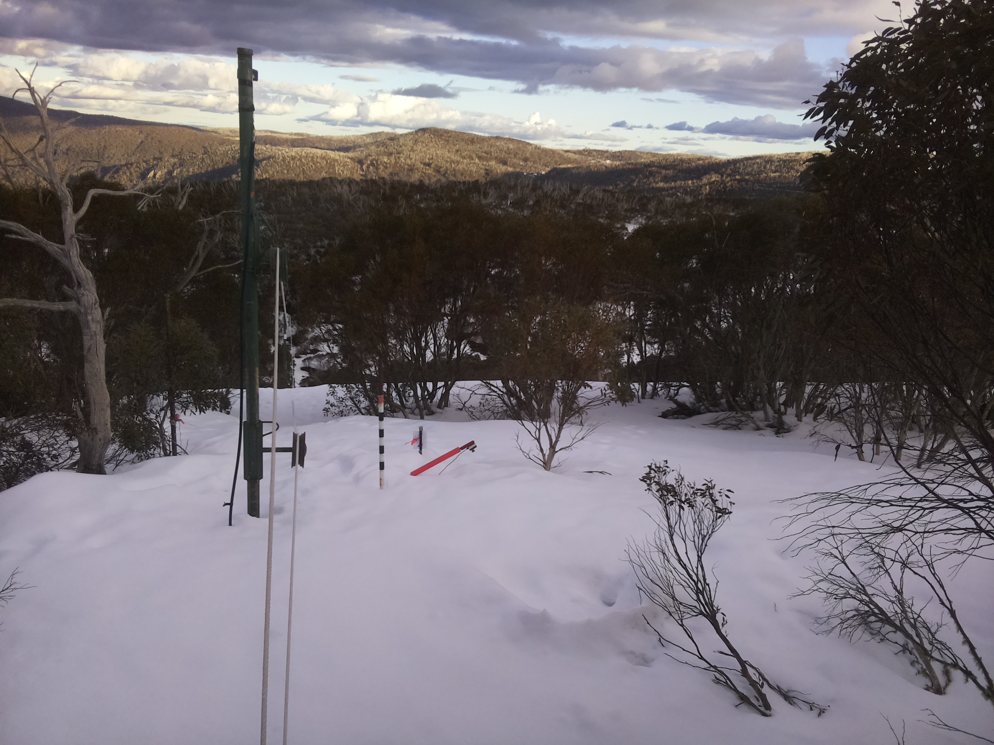 Bogong Web Cam 4:50pm Wednesday 20th of August 2025