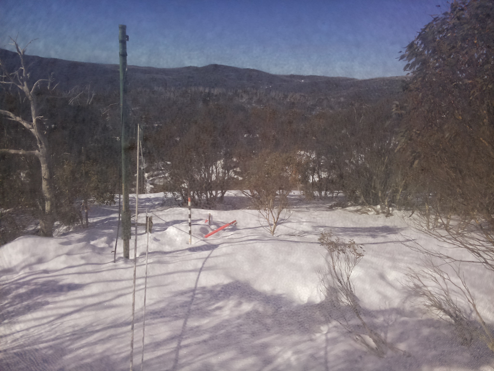 Bogong Web Cam 9:50am Thursday 21st of August 2025