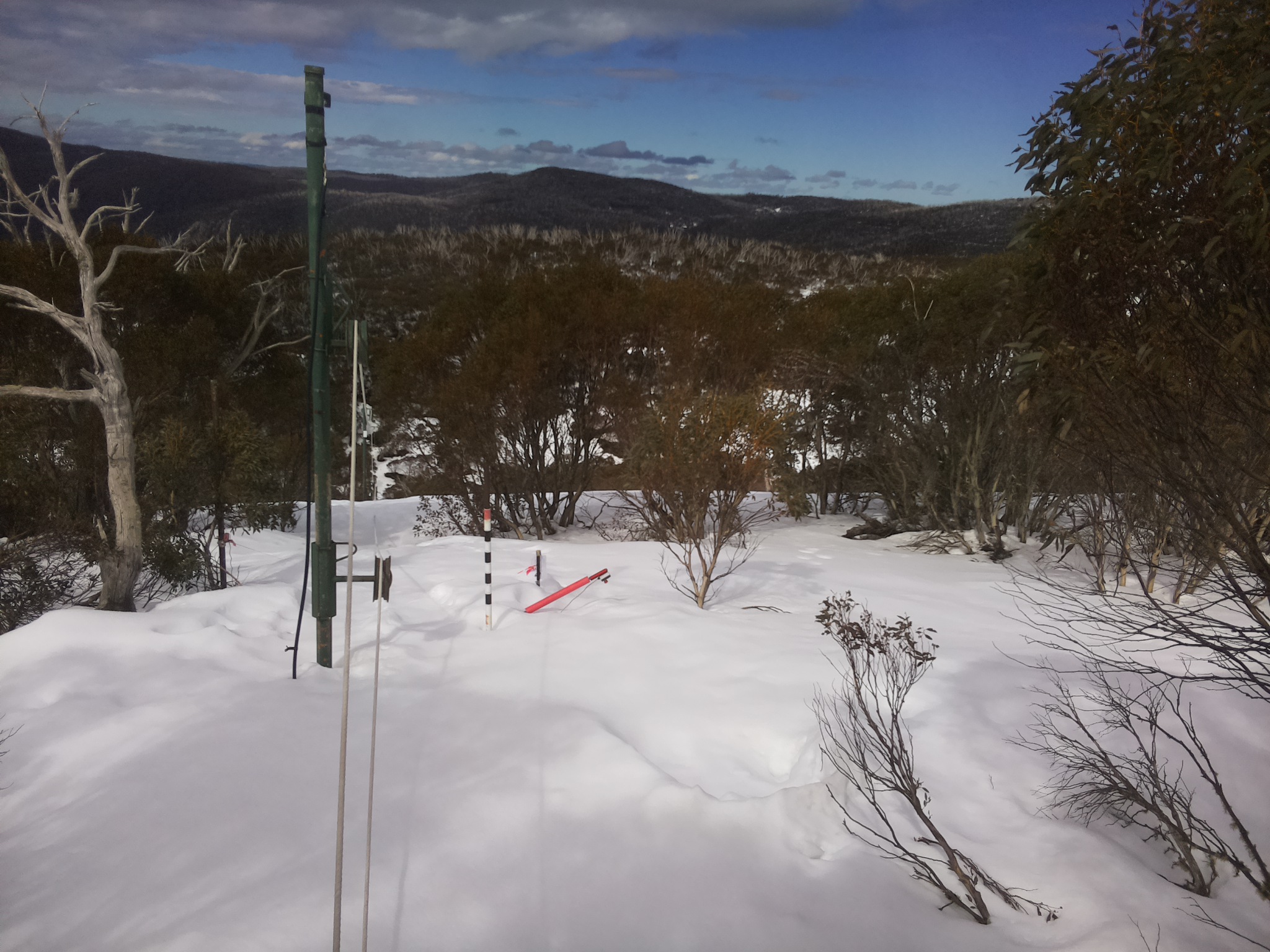Bogong Web Cam 12:10pm Thursday 21st of August 2025