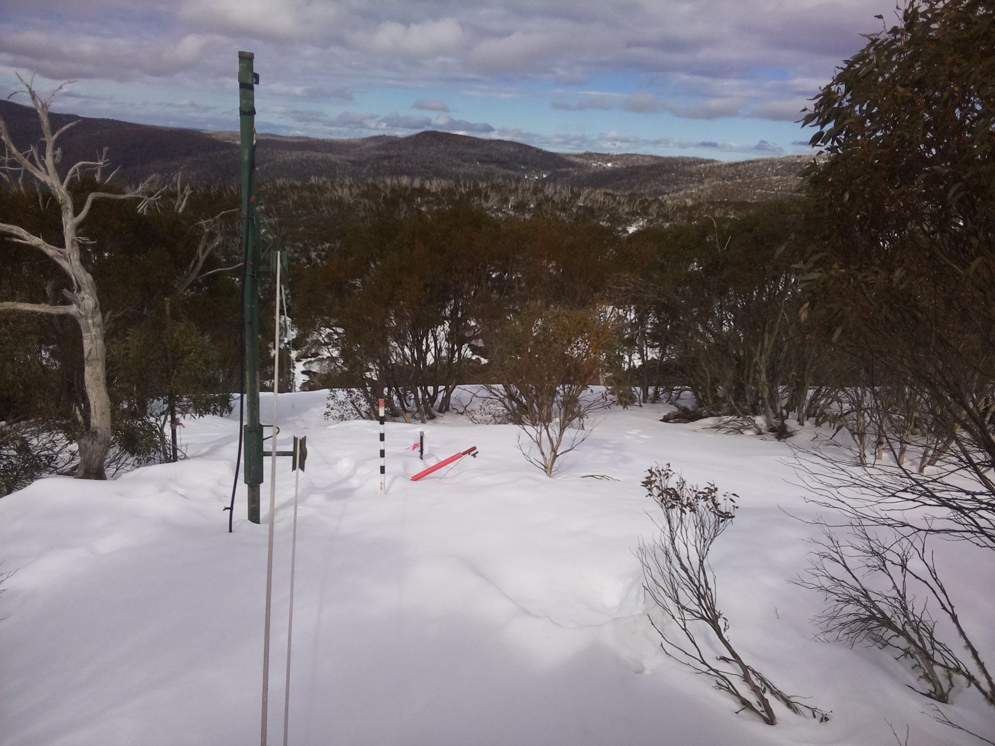 Bogong Web Cam 12:30pm Thursday 21st of August 2025