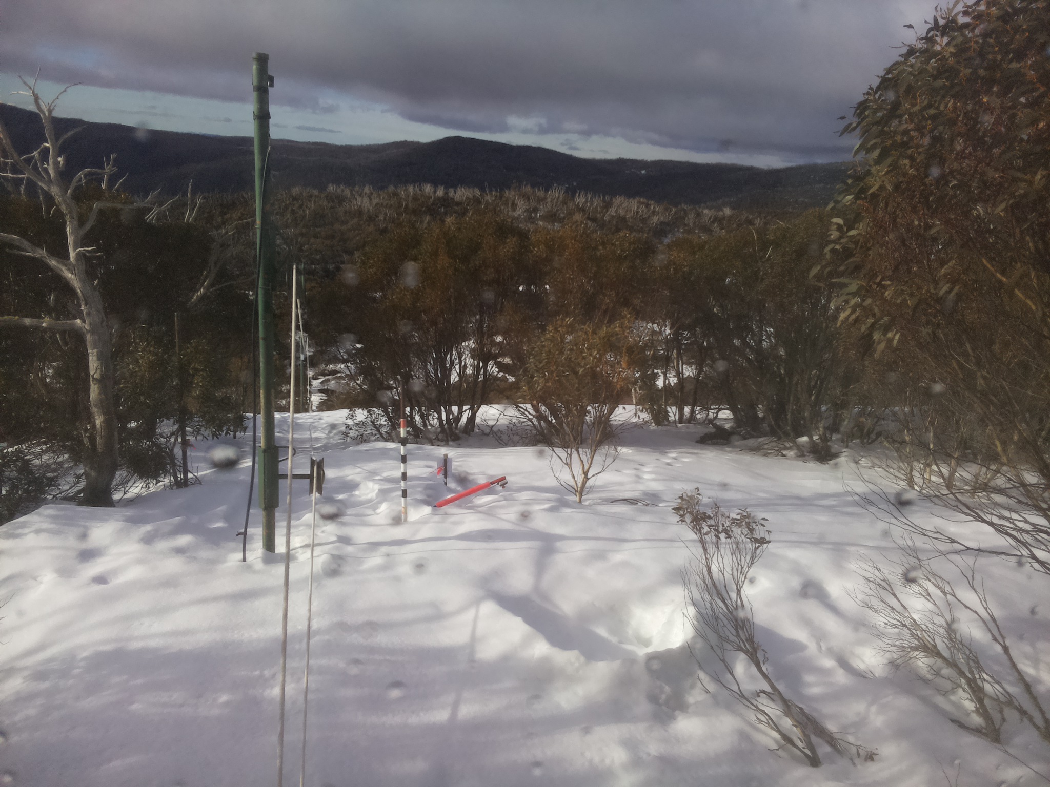 Bogong Web Cam 8:40am Friday 22nd of August 2025