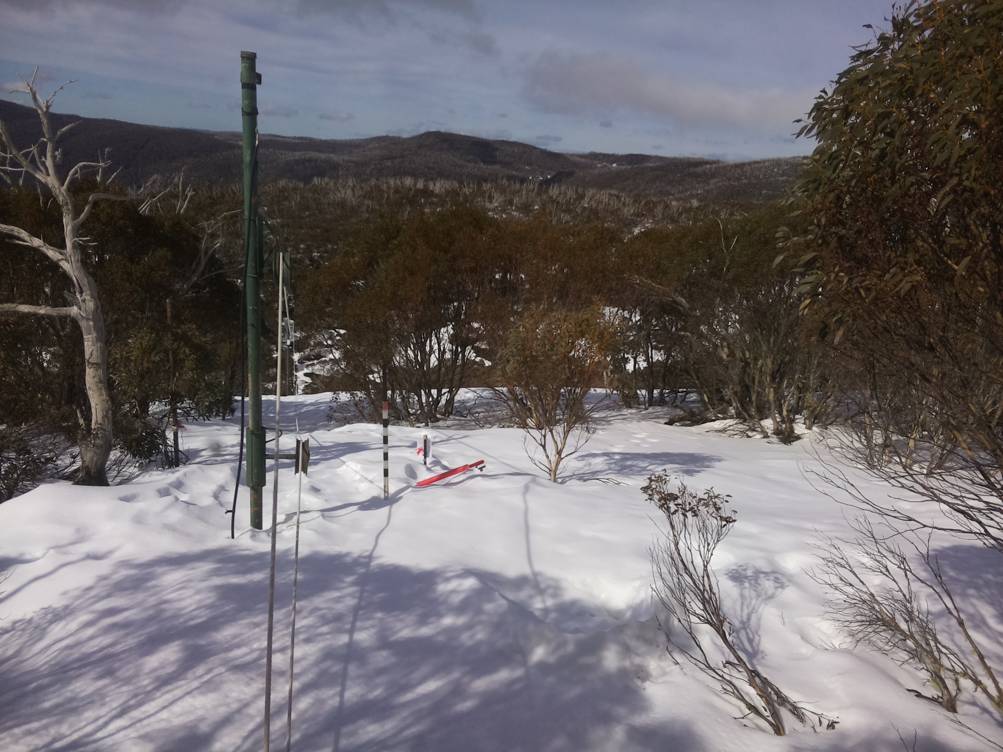 Bogong Web Cam 11:00am Friday 22nd of August 2025