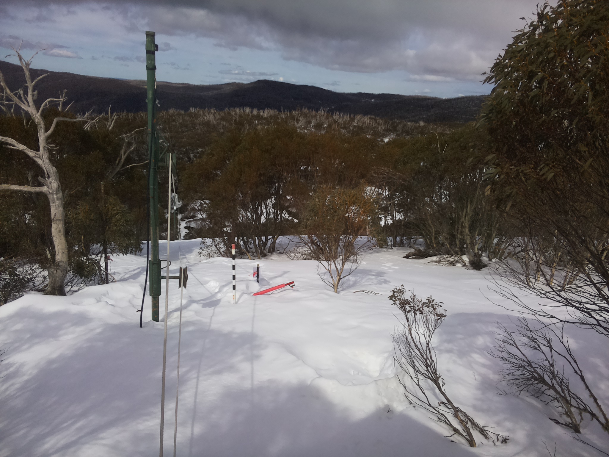 Bogong Web Cam 12:20pm Friday 22nd of August 2025